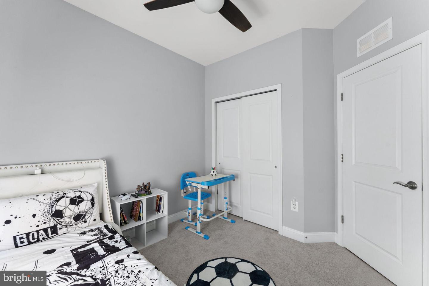 17372 REDSHANK RD, DUMFRIES, Virginia 22026, 4 Bedrooms Bedrooms, 10 Rooms Rooms,3 BathroomsBathrooms,Residential,For sale,17372 REDSHANK RD,VAPW2105212 MLS # VAPW2105212