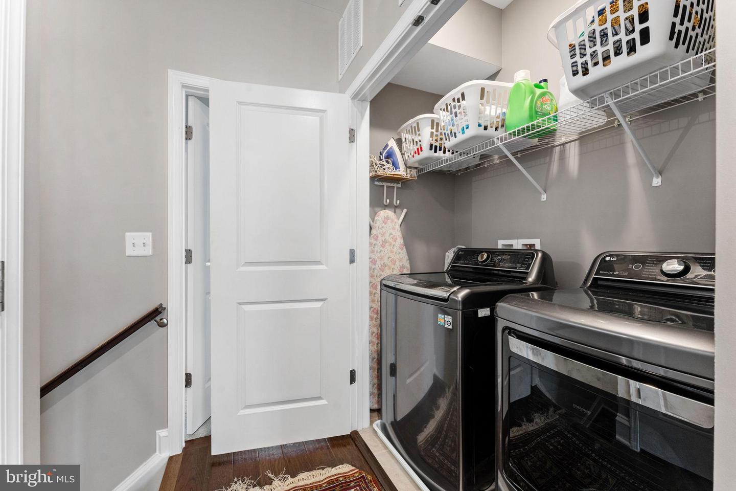 17372 REDSHANK RD, DUMFRIES, Virginia 22026, 4 Bedrooms Bedrooms, 10 Rooms Rooms,3 BathroomsBathrooms,Residential,For sale,17372 REDSHANK RD,VAPW2105212 MLS # VAPW2105212