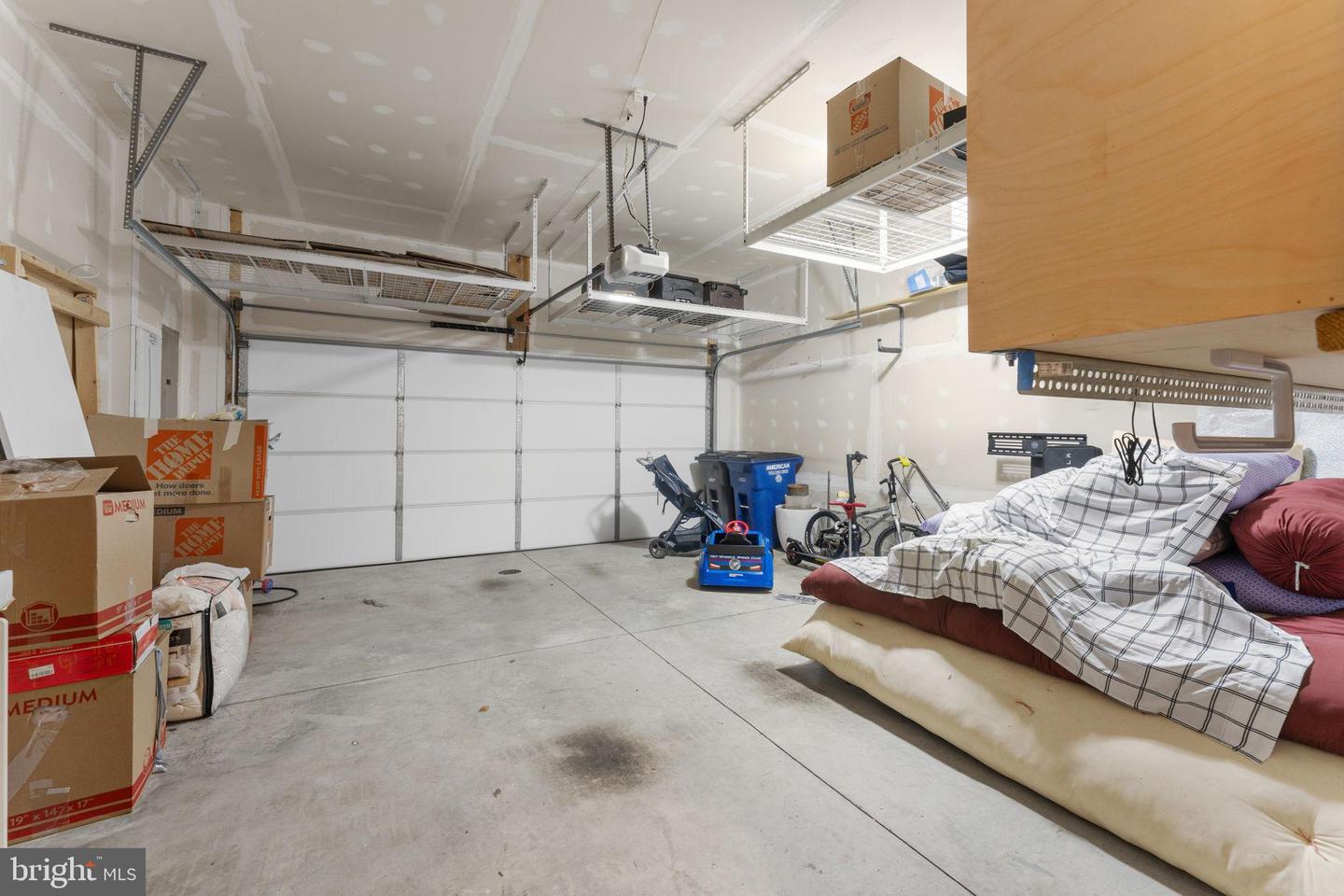 17372 REDSHANK RD, DUMFRIES, Virginia 22026, 4 Bedrooms Bedrooms, 10 Rooms Rooms,3 BathroomsBathrooms,Residential,For sale,17372 REDSHANK RD,VAPW2105212 MLS # VAPW2105212