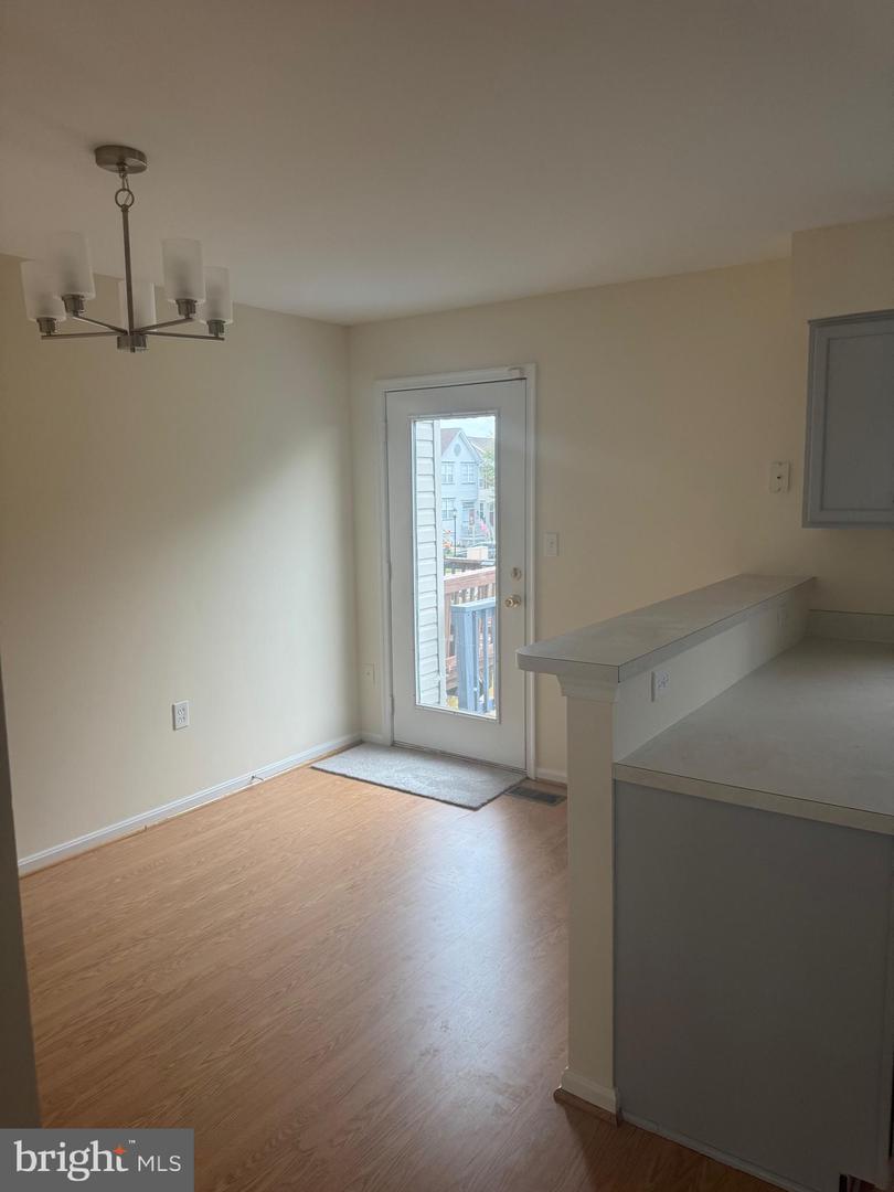 102 FRAZER DR, PURCELLVILLE, Virginia 20132, 2 Bedrooms Bedrooms, ,2 BathroomsBathrooms,Residential,For sale,102 FRAZER DR,VALO2108028 MLS # VALO2108028