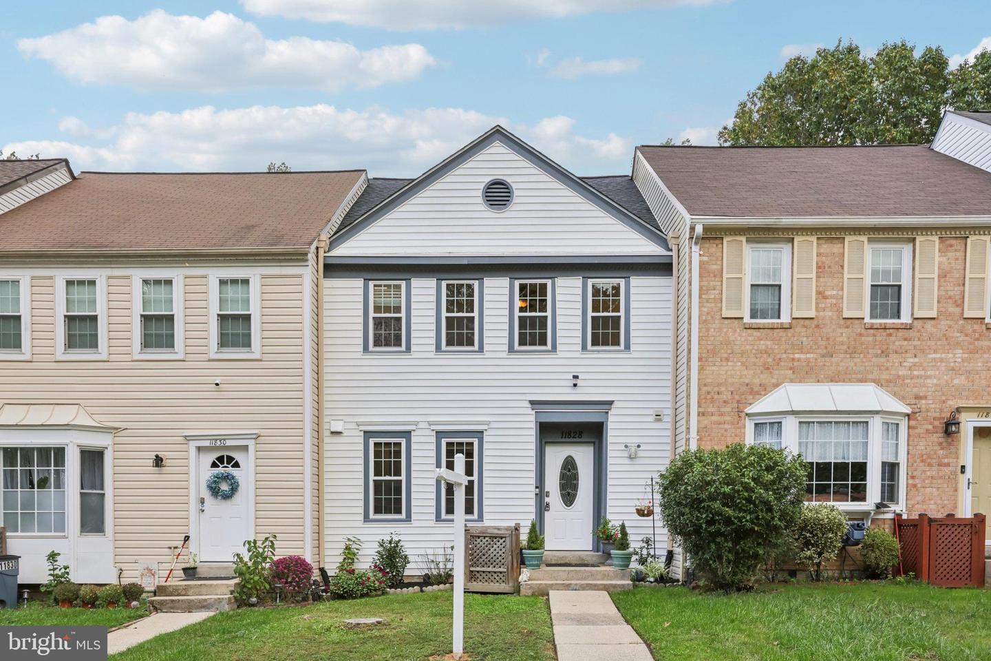 11828 CRITTON CIR, WOODBRIDGE, Virginia 22192, 3 Bedrooms Bedrooms, 13 Rooms Rooms,3 BathroomsBathrooms,Residential,For sale,11828 CRITTON CIR,VAPW2105226 MLS # VAPW2105226
