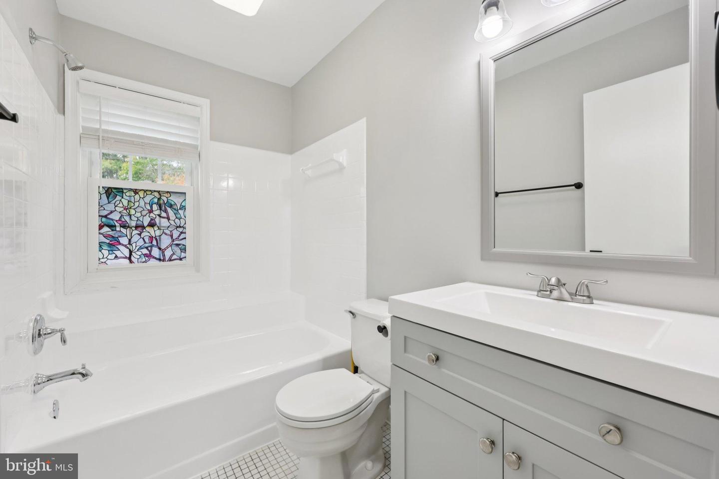 11828 CRITTON CIR, WOODBRIDGE, Virginia 22192, 3 Bedrooms Bedrooms, 13 Rooms Rooms,3 BathroomsBathrooms,Residential,For sale,11828 CRITTON CIR,VAPW2105226 MLS # VAPW2105226