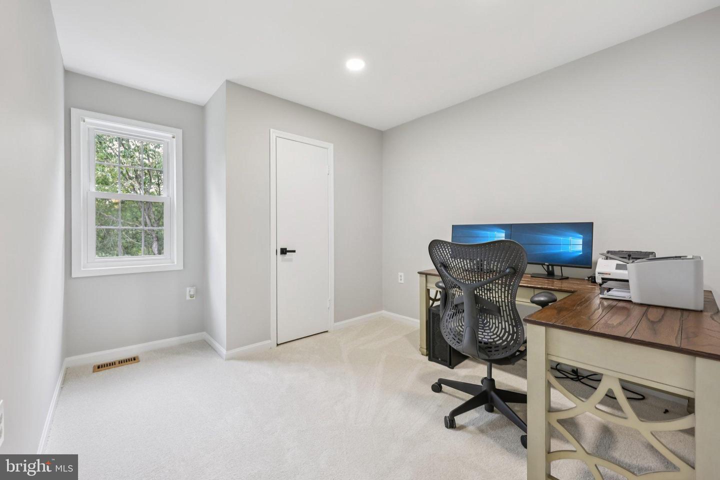 11828 CRITTON CIR, WOODBRIDGE, Virginia 22192, 3 Bedrooms Bedrooms, 13 Rooms Rooms,3 BathroomsBathrooms,Residential,For sale,11828 CRITTON CIR,VAPW2105226 MLS # VAPW2105226