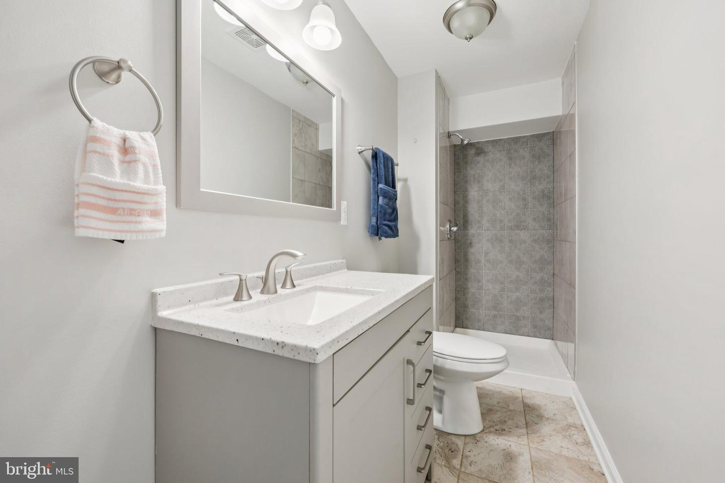 11828 CRITTON CIR, WOODBRIDGE, Virginia 22192, 3 Bedrooms Bedrooms, 13 Rooms Rooms,3 BathroomsBathrooms,Residential,For sale,11828 CRITTON CIR,VAPW2105226 MLS # VAPW2105226