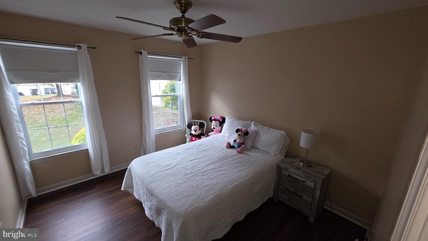 5834 STONE RIDGE DR, CENTREVILLE, Virginia 20120, 3 Bedrooms Bedrooms, 6 Rooms Rooms,2 BathroomsBathrooms,Residential,For sale,5834 STONE RIDGE DR,VAFX2270324 MLS # VAFX2270324