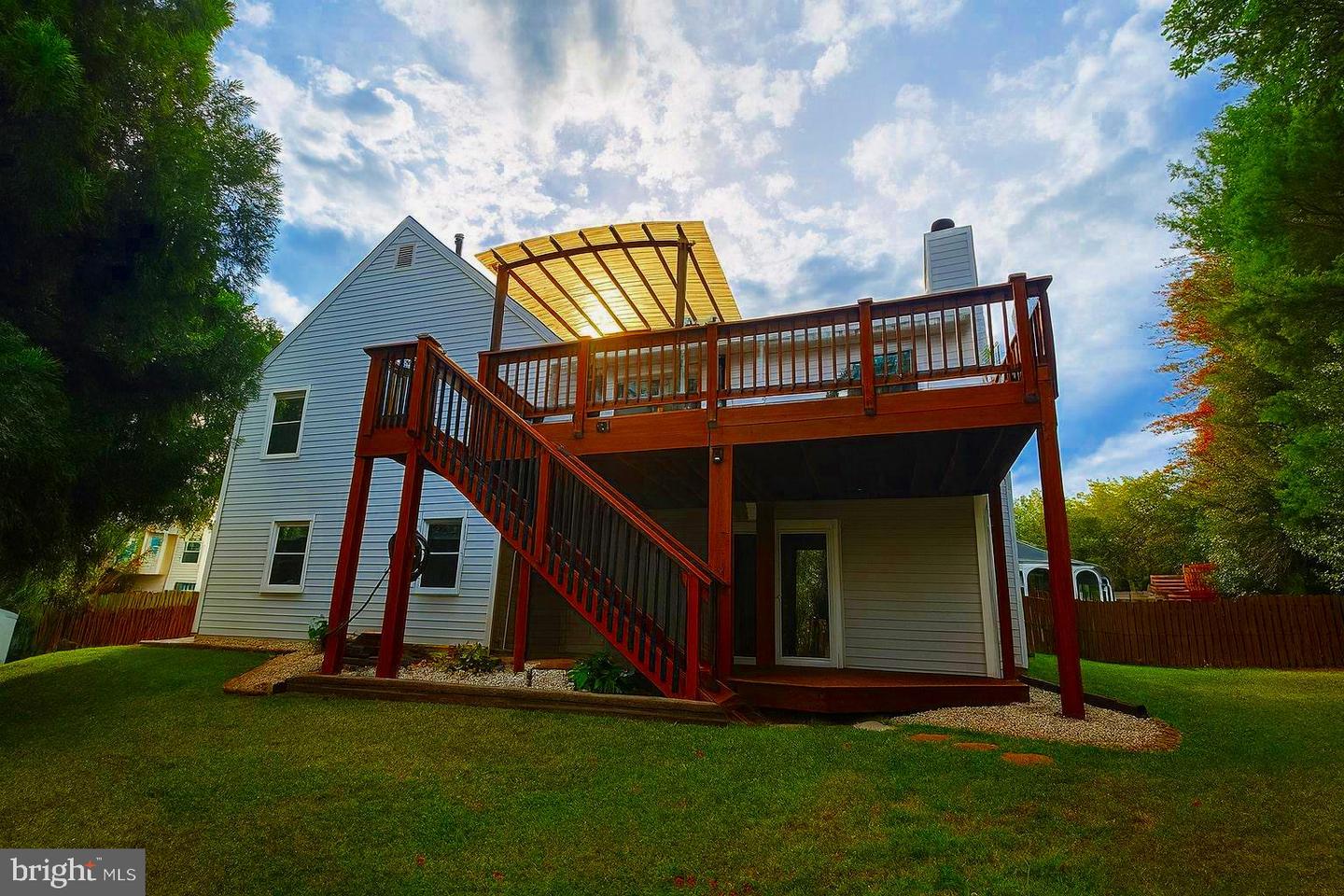5834 STONE RIDGE DR, CENTREVILLE, Virginia 20120, 3 Bedrooms Bedrooms, 6 Rooms Rooms,2 BathroomsBathrooms,Residential,For sale,5834 STONE RIDGE DR,VAFX2270324 MLS # VAFX2270324