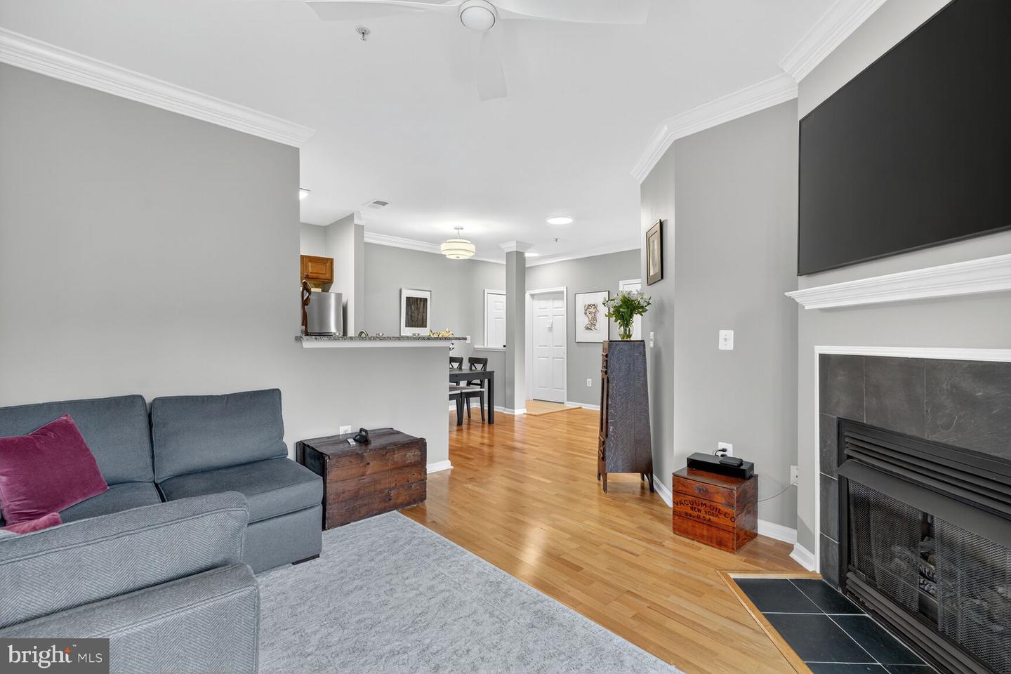 4862 EISENHOWER AVE #460, ALEXANDRIA, Virginia 22304, 1 Bedroom Bedrooms, ,1 BathroomBathrooms,Residential,For sale,4862 EISENHOWER AVE #460,VAAX2050434 MLS # VAAX2050434