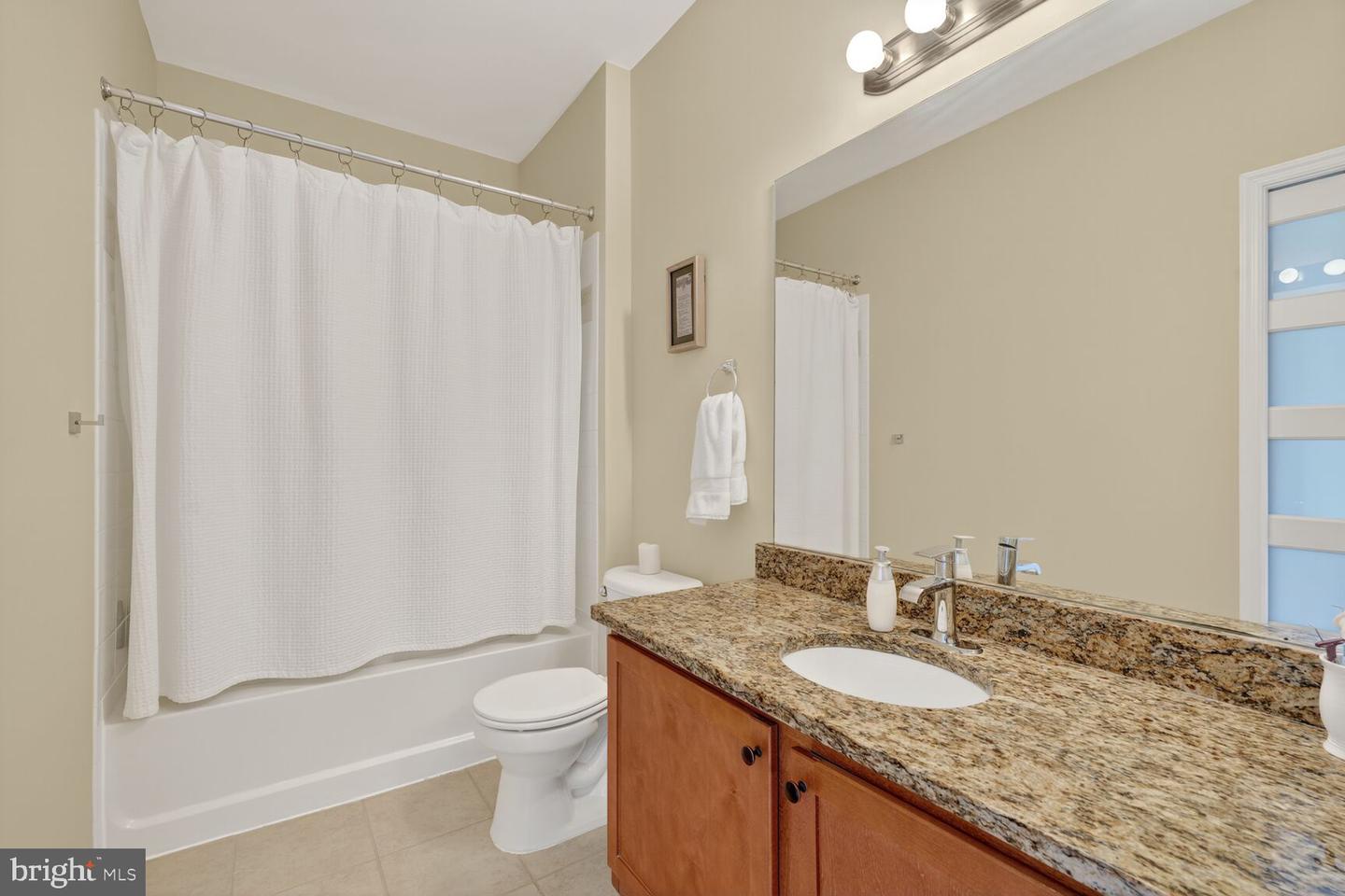 4862 EISENHOWER AVE #460, ALEXANDRIA, Virginia 22304, 1 Bedroom Bedrooms, ,1 BathroomBathrooms,Residential,For sale,4862 EISENHOWER AVE #460,VAAX2050434 MLS # VAAX2050434
