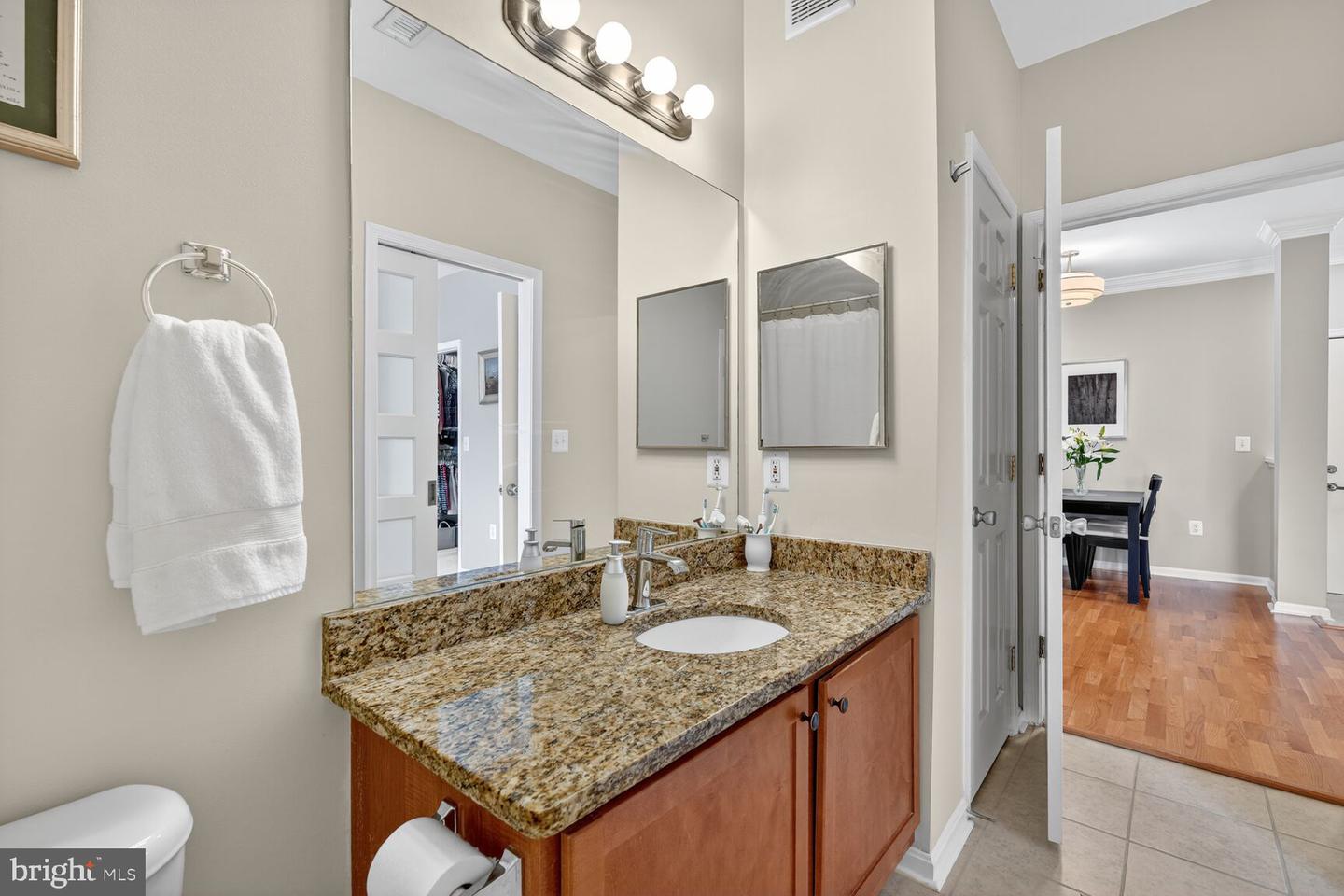 4862 EISENHOWER AVE #460, ALEXANDRIA, Virginia 22304, 1 Bedroom Bedrooms, ,1 BathroomBathrooms,Residential,For sale,4862 EISENHOWER AVE #460,VAAX2050434 MLS # VAAX2050434