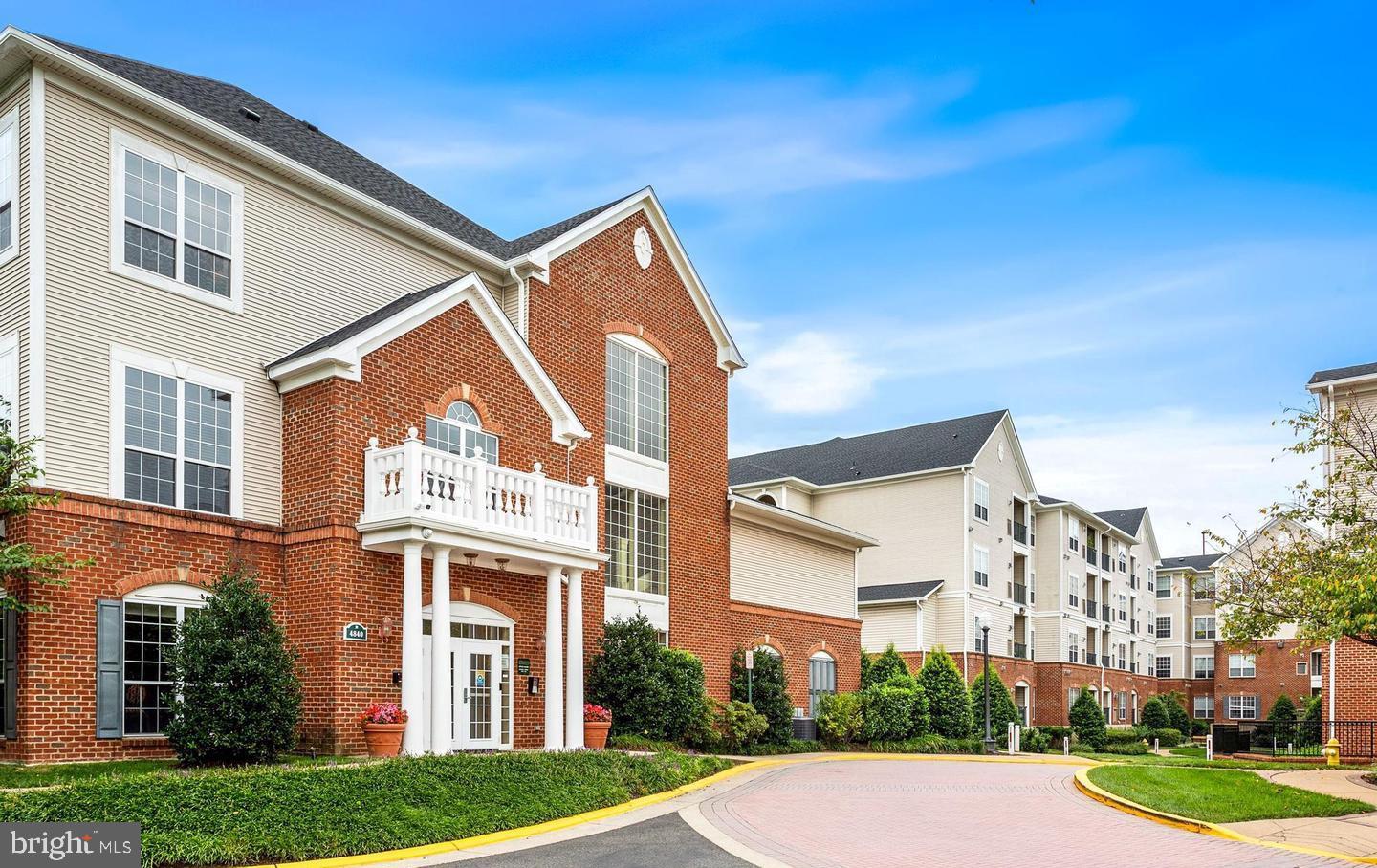 4862 EISENHOWER AVE #460, ALEXANDRIA, Virginia 22304, 1 Bedroom Bedrooms, ,1 BathroomBathrooms,Residential,For sale,4862 EISENHOWER AVE #460,VAAX2050434 MLS # VAAX2050434