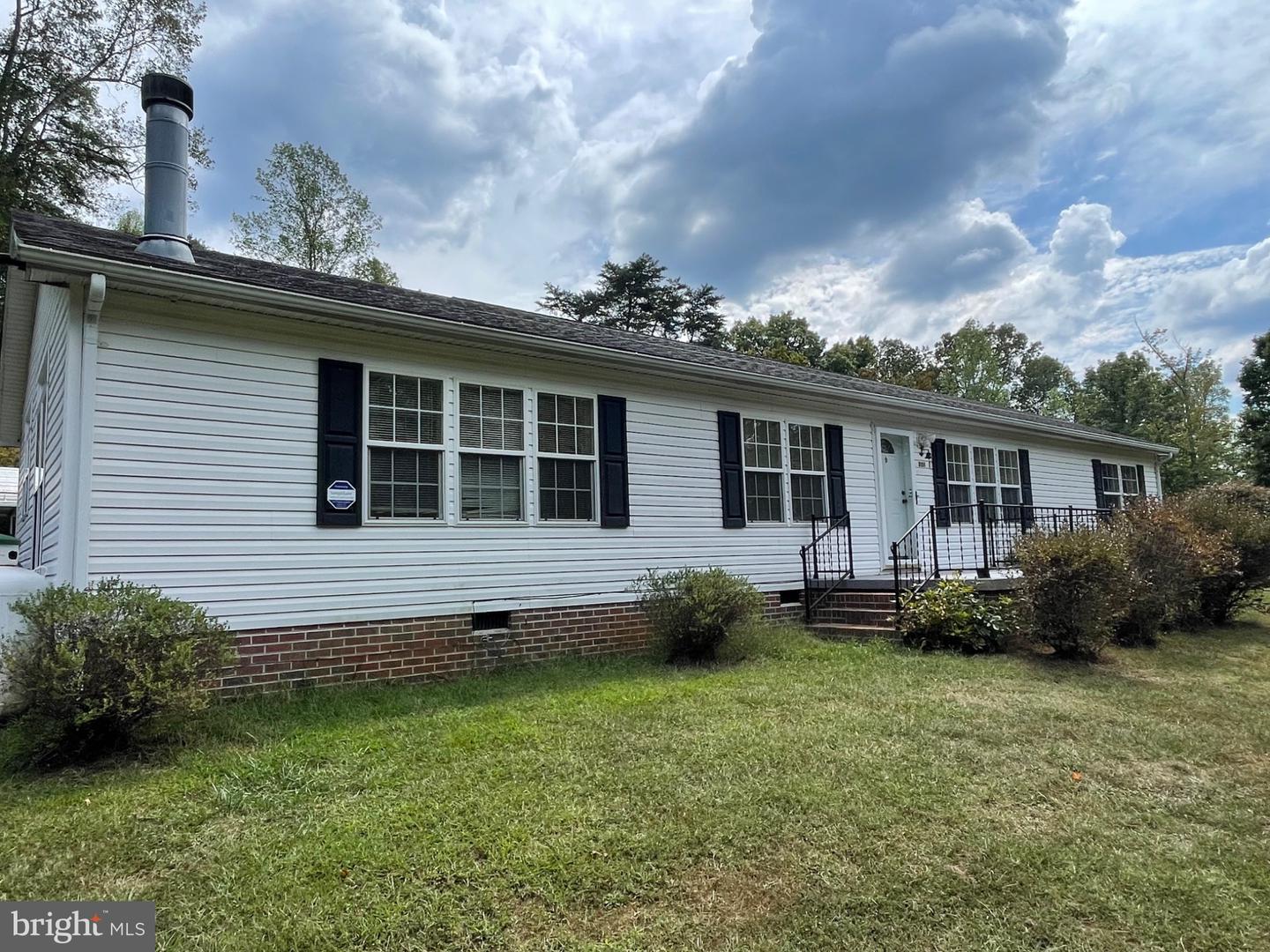 3151 WALDROP CHURCH RD, LOUISA, Virginia 23093, 3 Bedrooms Bedrooms, 6 Rooms Rooms,2 BathroomsBathrooms,Residential,For sale,3151 WALDROP CHURCH RD,VALA2008672 MLS # VALA2008672