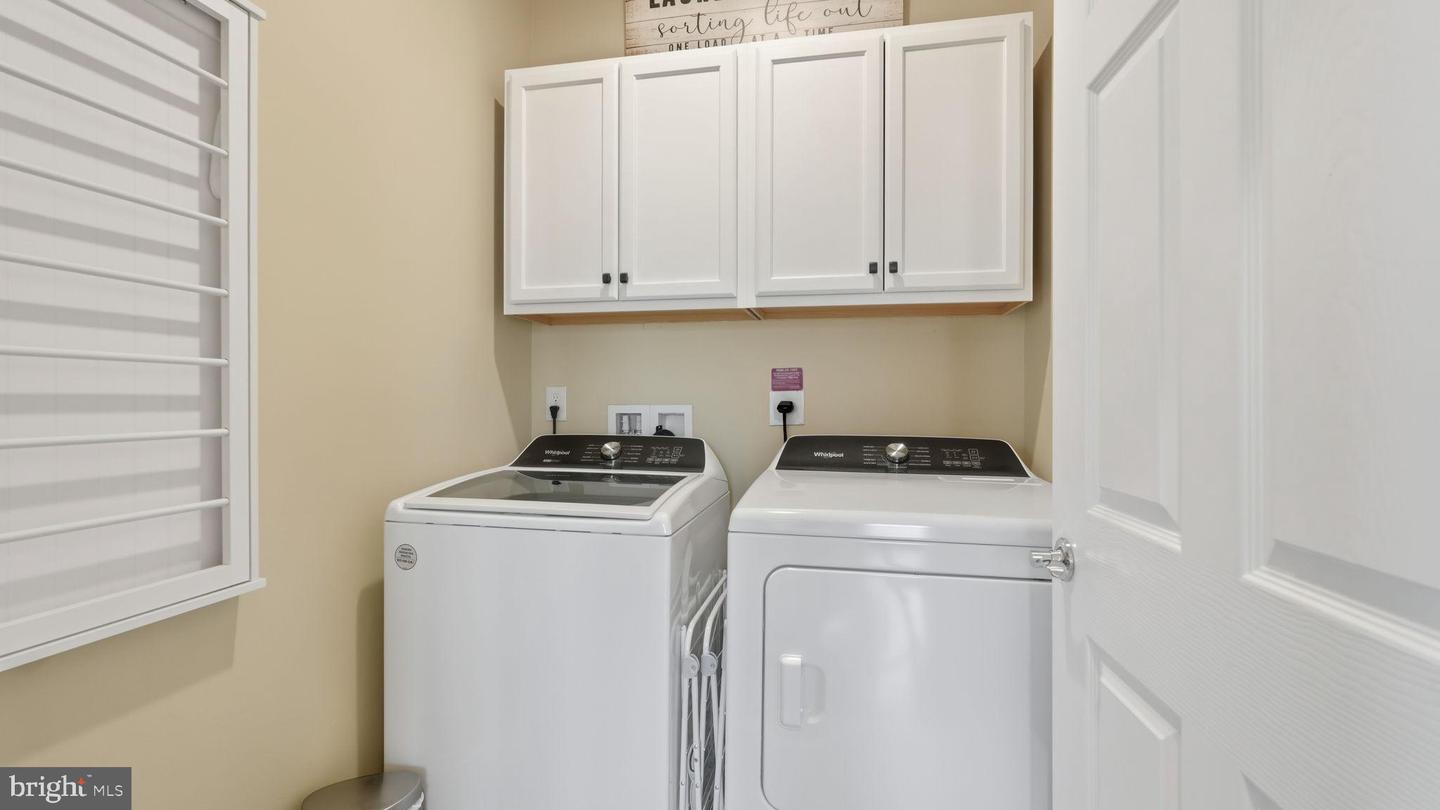 5909 AVERY POINT DR, FREDERICKSBURG, Virginia 22406, 4 Bedrooms Bedrooms, 7 Rooms Rooms,3 BathroomsBathrooms,Residential,For sale,5909 AVERY POINT DR,VAST2043206 MLS # VAST2043206 5909 AVERY POINT DR, FREDERICKSBURG, Virginia 22406, 4 Bedrooms Bedrooms, 7 Rooms Rooms,3 BathroomsBathrooms,Residential,For sale,5909 AVERY POINT DR,VAST2043206 MLS # VAST2043206