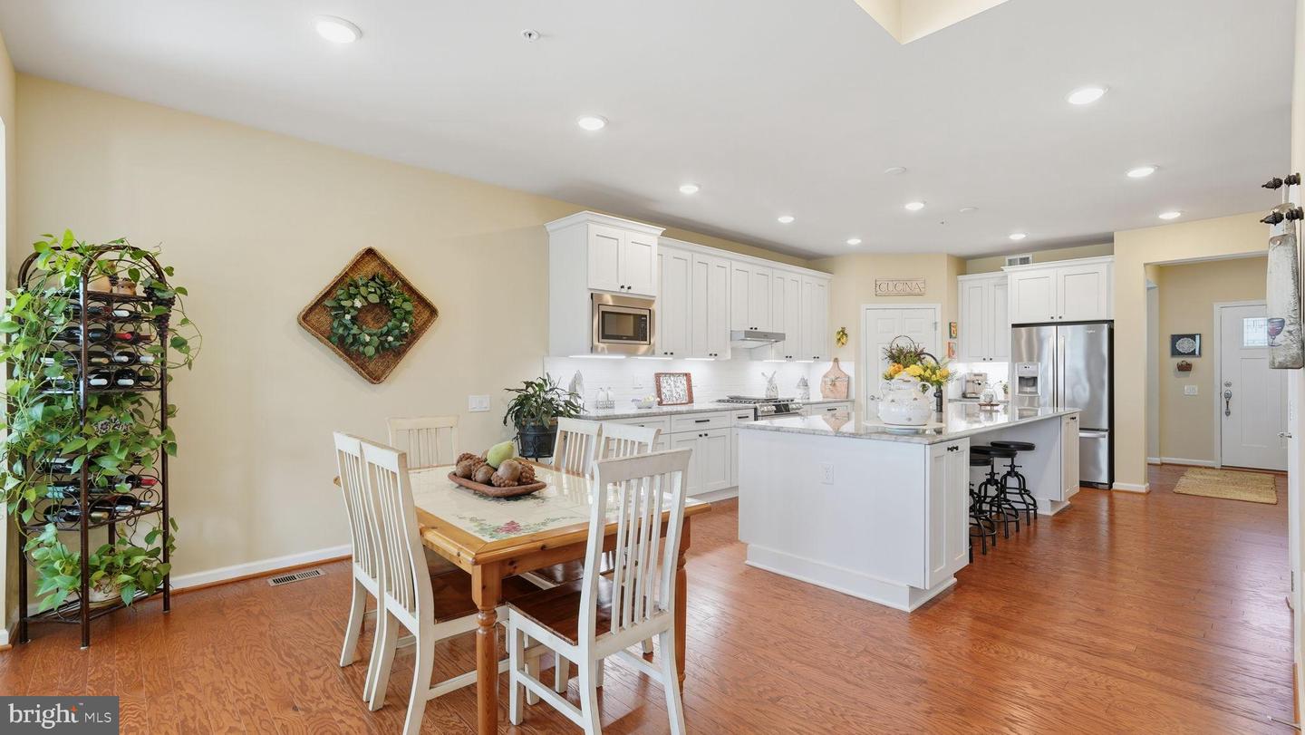 5909 AVERY POINT DR, FREDERICKSBURG, Virginia 22406, 4 Bedrooms Bedrooms, 7 Rooms Rooms,3 BathroomsBathrooms,Residential,For sale,5909 AVERY POINT DR,VAST2043206 MLS # VAST2043206 5909 AVERY POINT DR, FREDERICKSBURG, Virginia 22406, 4 Bedrooms Bedrooms, 7 Rooms Rooms,3 BathroomsBathrooms,Residential,For sale,5909 AVERY POINT DR,VAST2043206 MLS # VAST2043206