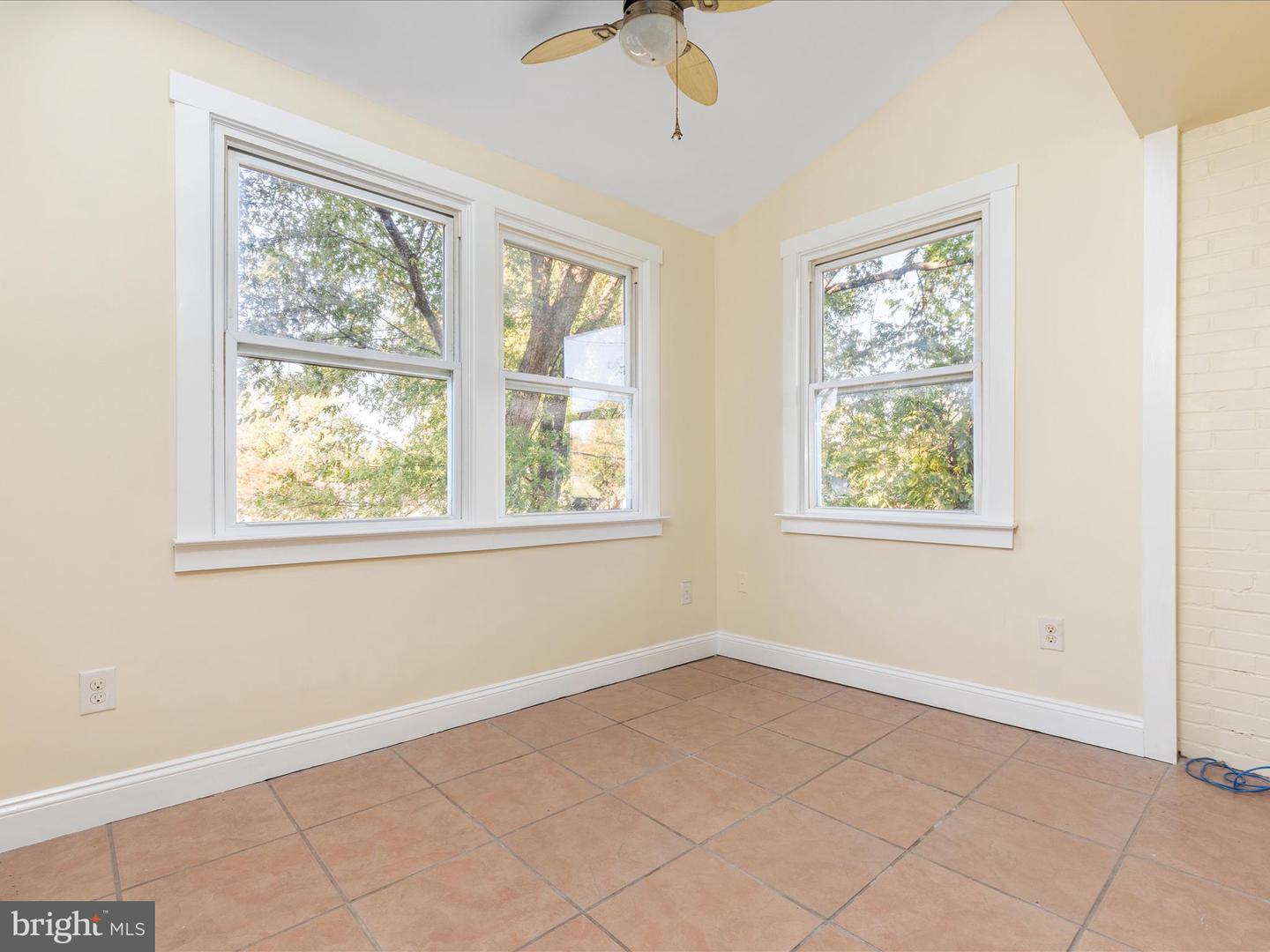 707 E CORK ST, WINCHESTER, Virginia 22601, 3 Bedrooms Bedrooms, ,2 BathroomsBathrooms,Residential,For sale,707 E CORK ST,VAWI2009160 MLS # VAWI2009160