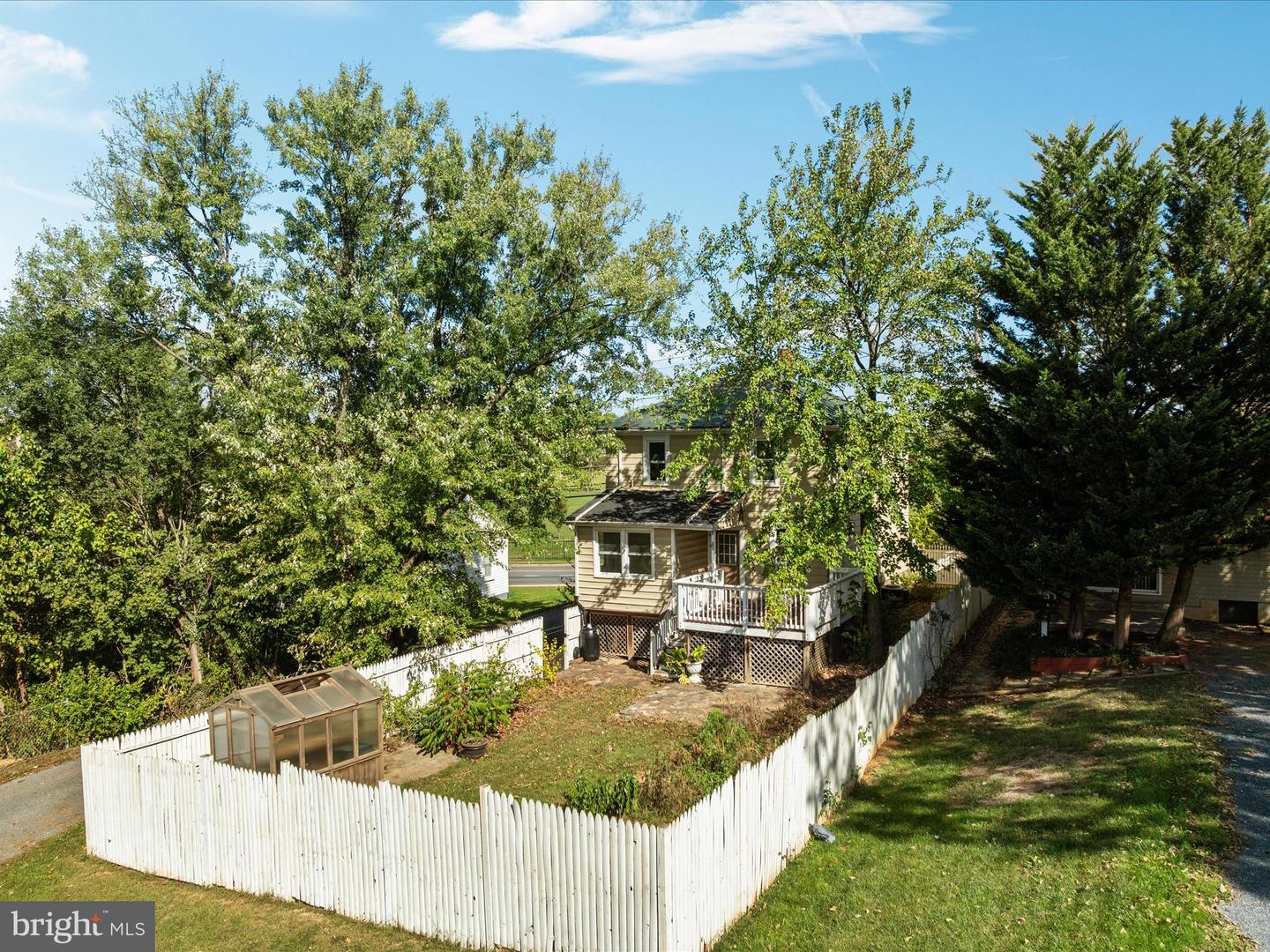 707 E CORK ST, WINCHESTER, Virginia 22601, 3 Bedrooms Bedrooms, ,2 BathroomsBathrooms,Residential,For sale,707 E CORK ST,VAWI2009160 MLS # VAWI2009160