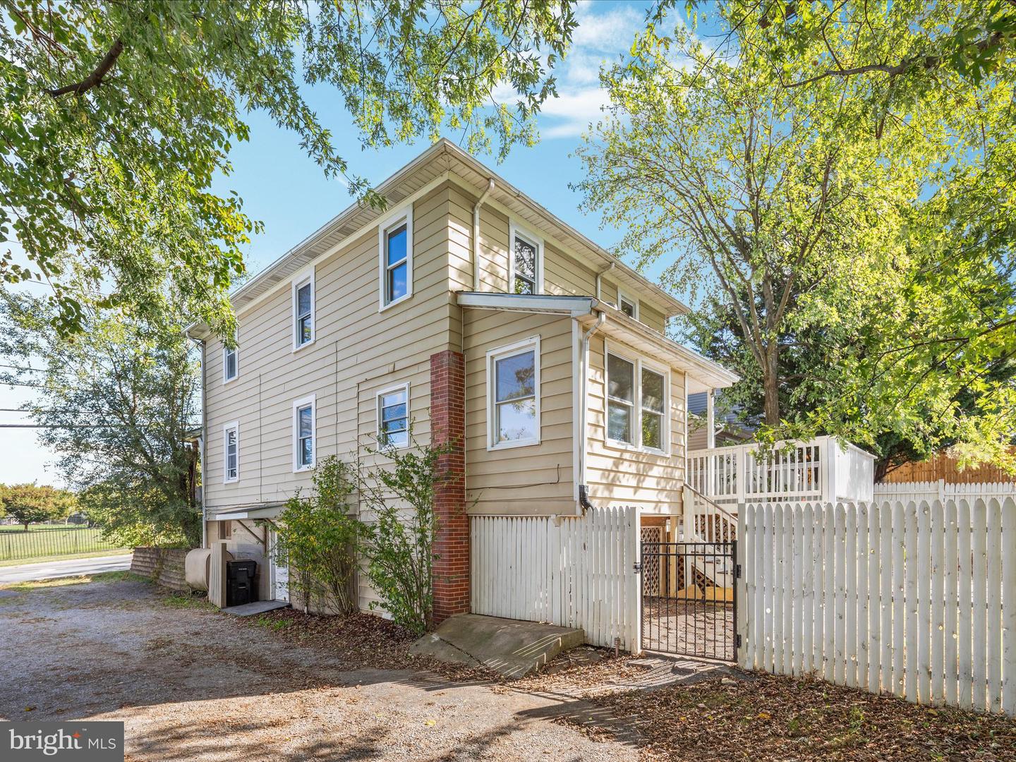 707 E CORK ST, WINCHESTER, Virginia 22601, 3 Bedrooms Bedrooms, ,2 BathroomsBathrooms,Residential,For sale,707 E CORK ST,VAWI2009160 MLS # VAWI2009160