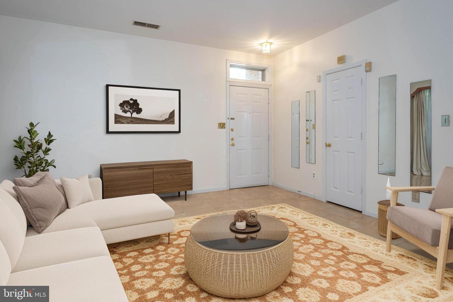 6800 BRINDLE HEATH WAY #261, ALEXANDRIA, Virginia 22315, 1 Bedroom Bedrooms, ,1 BathroomBathrooms,Residential,For sale,6800 BRINDLE HEATH WAY #261,VAFX2270480 MLS # VAFX2270480