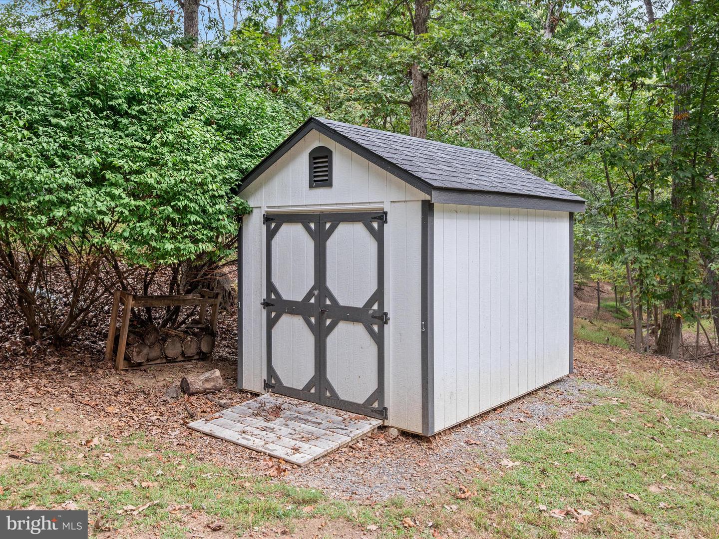 200 DOGWOOD DR, CROSS JUNCTION, Virginia 22625, 4 Bedrooms Bedrooms, ,2 BathroomsBathrooms,Residential,For sale,200 DOGWOOD DR,VAFV2037178 MLS # VAFV2037178