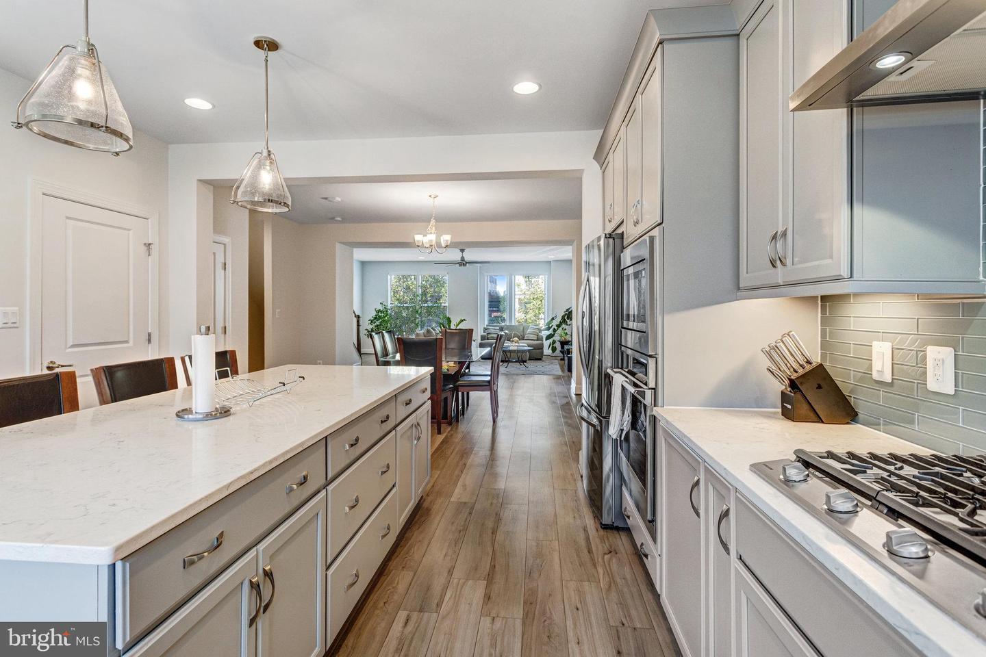 13717 COURSE VIEW WAY, WOODBRIDGE, Virginia 22191, 4 Bedrooms Bedrooms, ,3 BathroomsBathrooms,Residential,For sale,13717 COURSE VIEW WAY,VAPW2105294 MLS # VAPW2105294