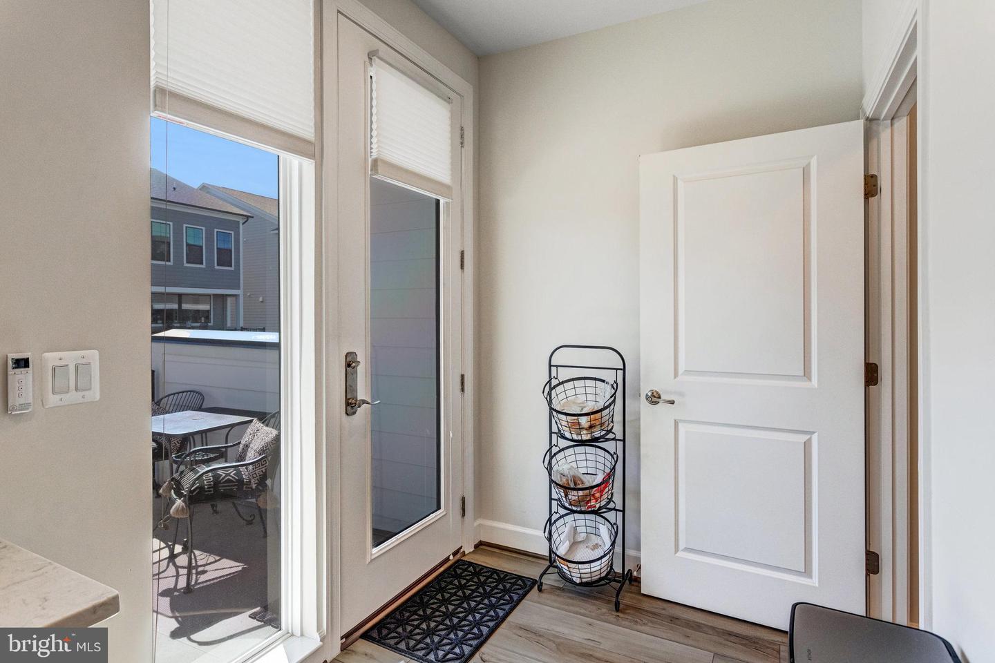 13717 COURSE VIEW WAY, WOODBRIDGE, Virginia 22191, 4 Bedrooms Bedrooms, ,3 BathroomsBathrooms,Residential,For sale,13717 COURSE VIEW WAY,VAPW2105294 MLS # VAPW2105294