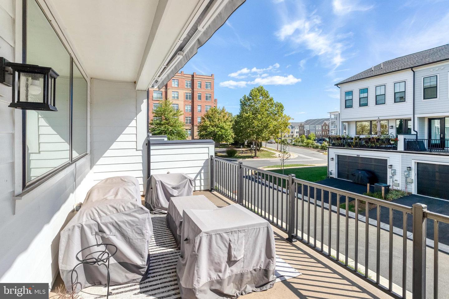 13717 COURSE VIEW WAY, WOODBRIDGE, Virginia 22191, 4 Bedrooms Bedrooms, ,3 BathroomsBathrooms,Residential,For sale,13717 COURSE VIEW WAY,VAPW2105294 MLS # VAPW2105294
