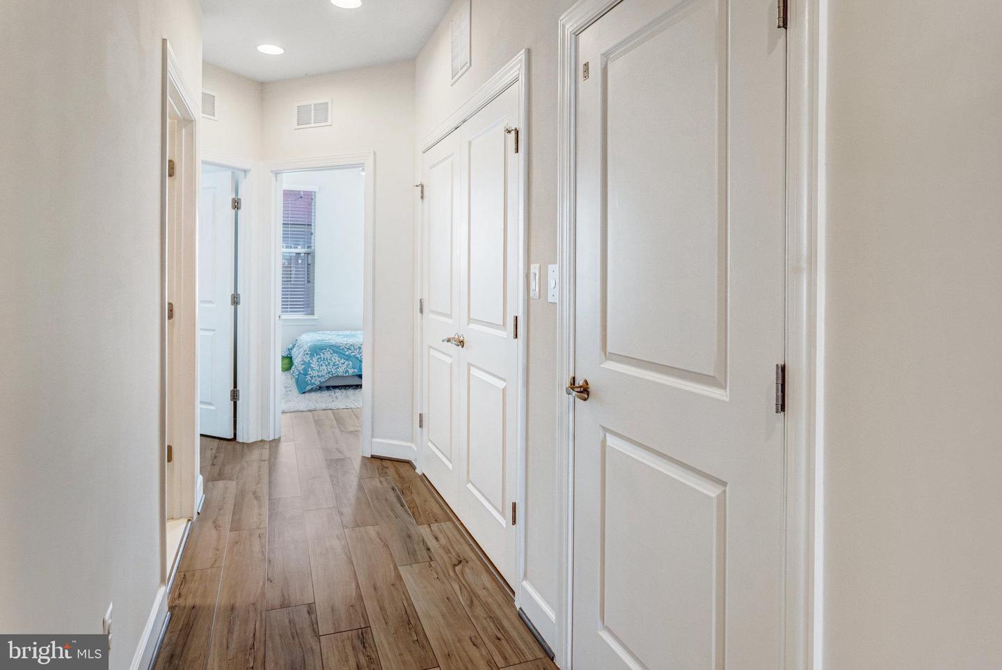 13717 COURSE VIEW WAY, WOODBRIDGE, Virginia 22191, 4 Bedrooms Bedrooms, ,3 BathroomsBathrooms,Residential,For sale,13717 COURSE VIEW WAY,VAPW2105294 MLS # VAPW2105294