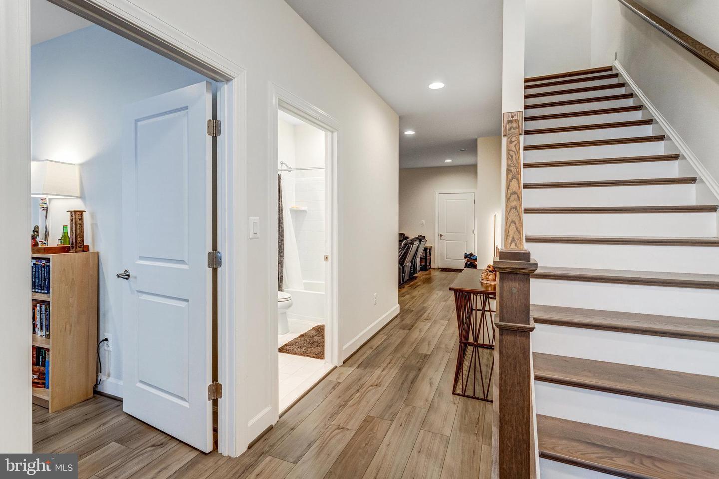 13717 COURSE VIEW WAY, WOODBRIDGE, Virginia 22191, 4 Bedrooms Bedrooms, ,3 BathroomsBathrooms,Residential,For sale,13717 COURSE VIEW WAY,VAPW2105294 MLS # VAPW2105294