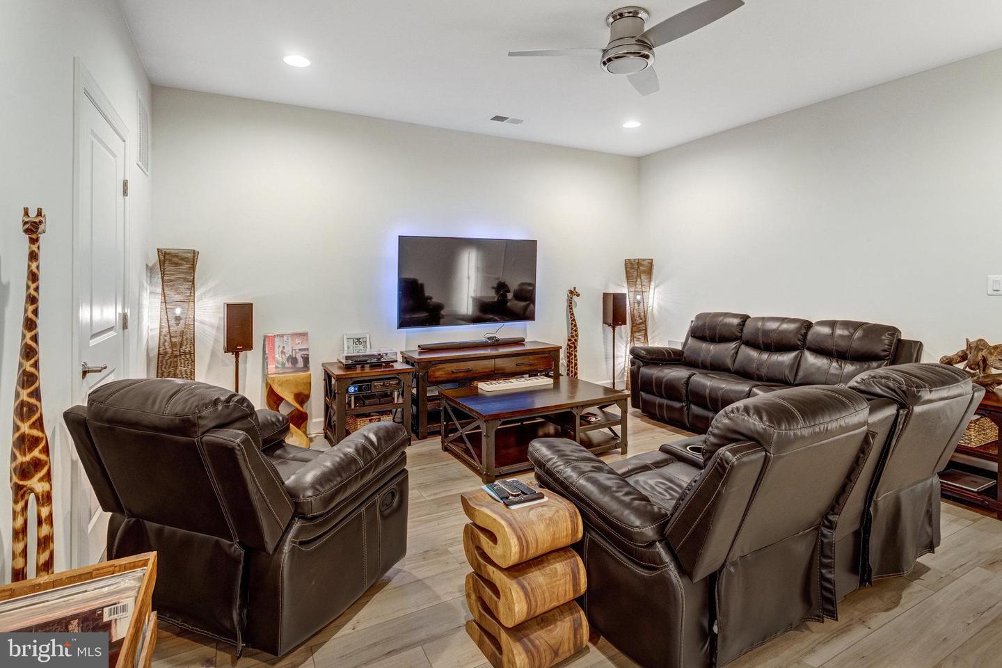 13717 COURSE VIEW WAY, WOODBRIDGE, Virginia 22191, 4 Bedrooms Bedrooms, ,3 BathroomsBathrooms,Residential,For sale,13717 COURSE VIEW WAY,VAPW2105294 MLS # VAPW2105294