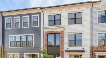 13717 COURSE VIEW WAY, WOODBRIDGE, Virginia 22191, 4 Bedrooms Bedrooms, ,3 BathroomsBathrooms,Residential,For sale,13717 COURSE VIEW WAY,VAPW2105294 MLS # VAPW2105294