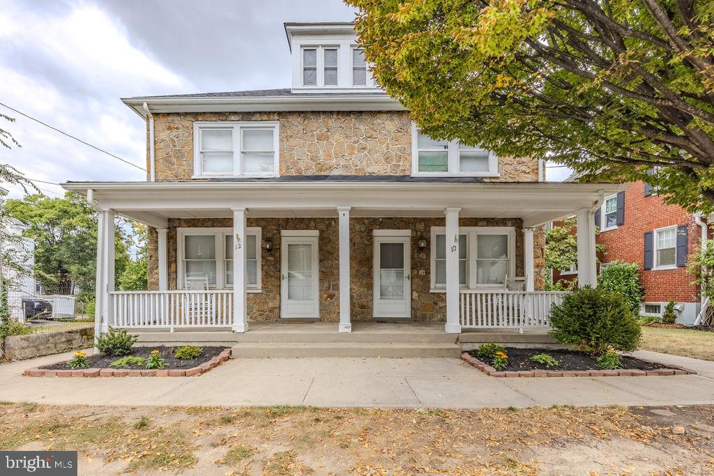10-12 W CECIL ST, WINCHESTER, Virginia 22601, 4 Bedrooms Bedrooms, ,3 BathroomsBathrooms,Residential,For sale,10-12 W CECIL ST,VAWI2009186 MLS # VAWI2009186