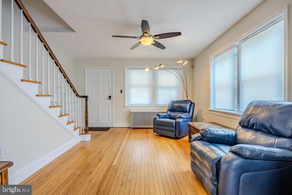 10-12 W CECIL ST, WINCHESTER, Virginia 22601, 4 Bedrooms Bedrooms, ,3 BathroomsBathrooms,Residential,For sale,10-12 W CECIL ST,VAWI2009186 MLS # VAWI2009186