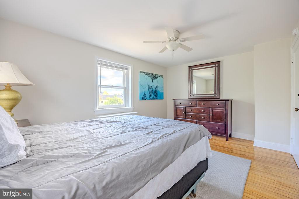 10-12 W CECIL ST, WINCHESTER, Virginia 22601, 4 Bedrooms Bedrooms, ,3 BathroomsBathrooms,Residential,For sale,10-12 W CECIL ST,VAWI2009186 MLS # VAWI2009186