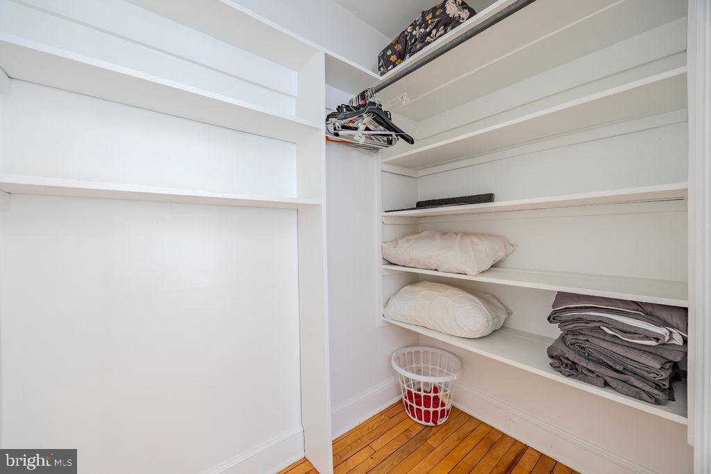 10-12 W CECIL ST, WINCHESTER, Virginia 22601, 4 Bedrooms Bedrooms, ,3 BathroomsBathrooms,Residential,For sale,10-12 W CECIL ST,VAWI2009186 MLS # VAWI2009186