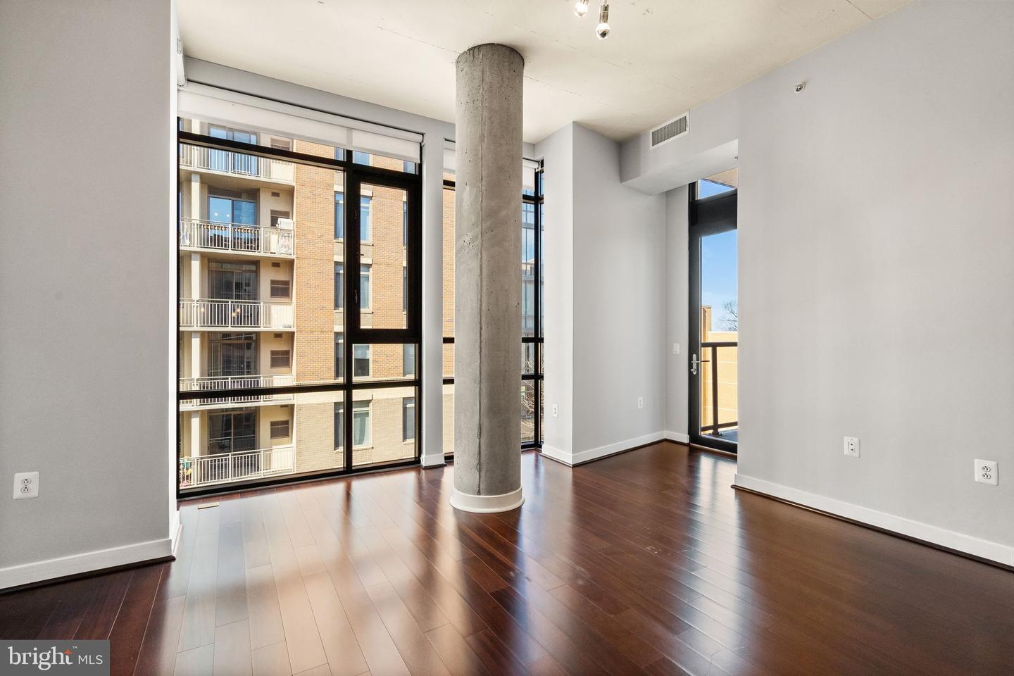 12025 NEW DOMINION PKWY #406, RESTON, Virginia 20190, 1 Bedroom Bedrooms, 3 Rooms Rooms,1 BathroomBathrooms,Residential,For sale,12025 NEW DOMINION PKWY #406,VAFX2272630 MLS # VAFX2272630 12025 NEW DOMINION PKWY #406, RESTON, Virginia 20190, 1 Bedroom Bedrooms, 3 Rooms Rooms,1 BathroomBathrooms,Residential,For sale,12025 NEW DOMINION PKWY #406,VAFX2272630 MLS # VAFX2272630