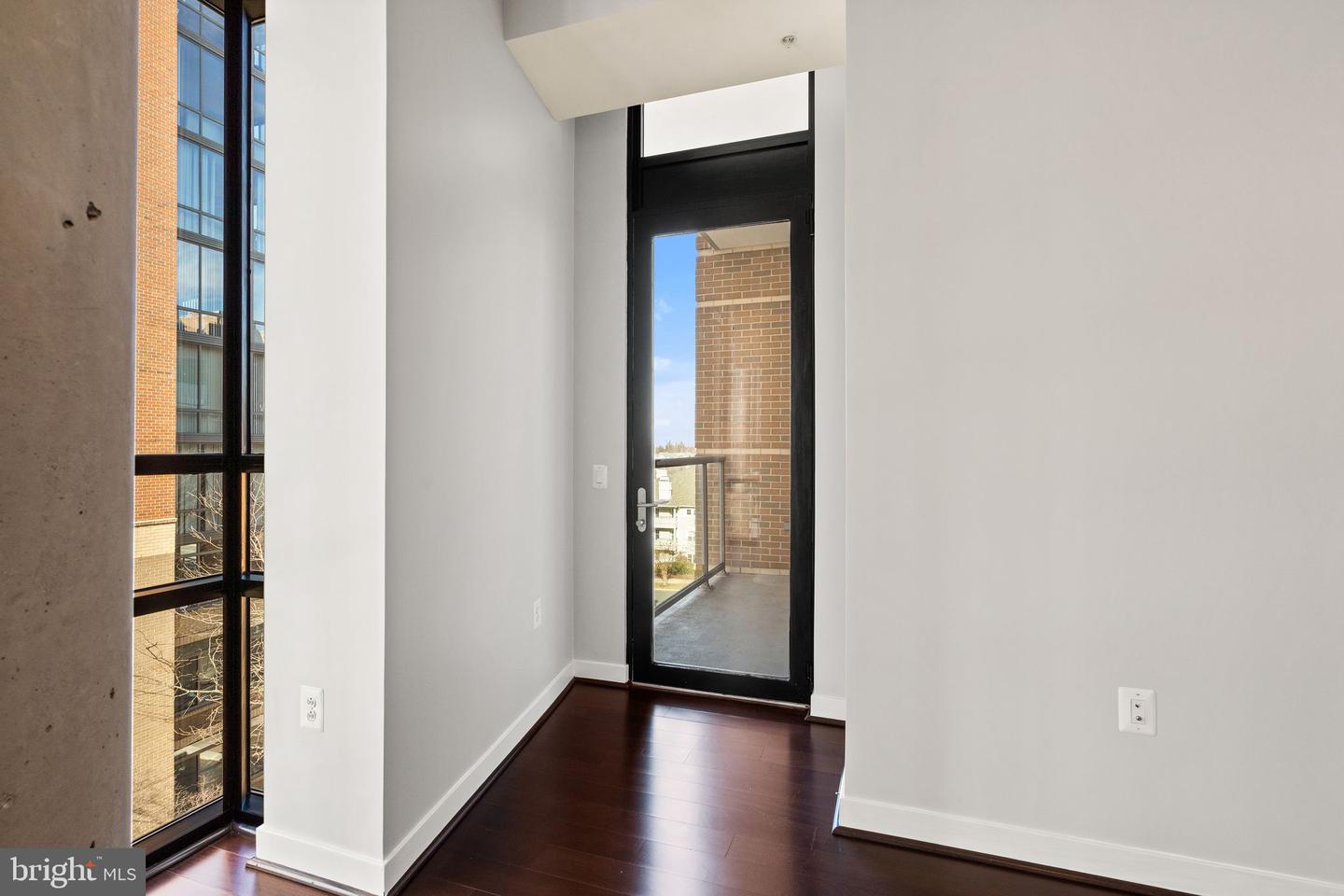 12025 NEW DOMINION PKWY #406, RESTON, Virginia 20190, 1 Bedroom Bedrooms, 3 Rooms Rooms,1 BathroomBathrooms,Residential,For sale,12025 NEW DOMINION PKWY #406,VAFX2272630 MLS # VAFX2272630 12025 NEW DOMINION PKWY #406, RESTON, Virginia 20190, 1 Bedroom Bedrooms, 3 Rooms Rooms,1 BathroomBathrooms,Residential,For sale,12025 NEW DOMINION PKWY #406,VAFX2272630 MLS # VAFX2272630