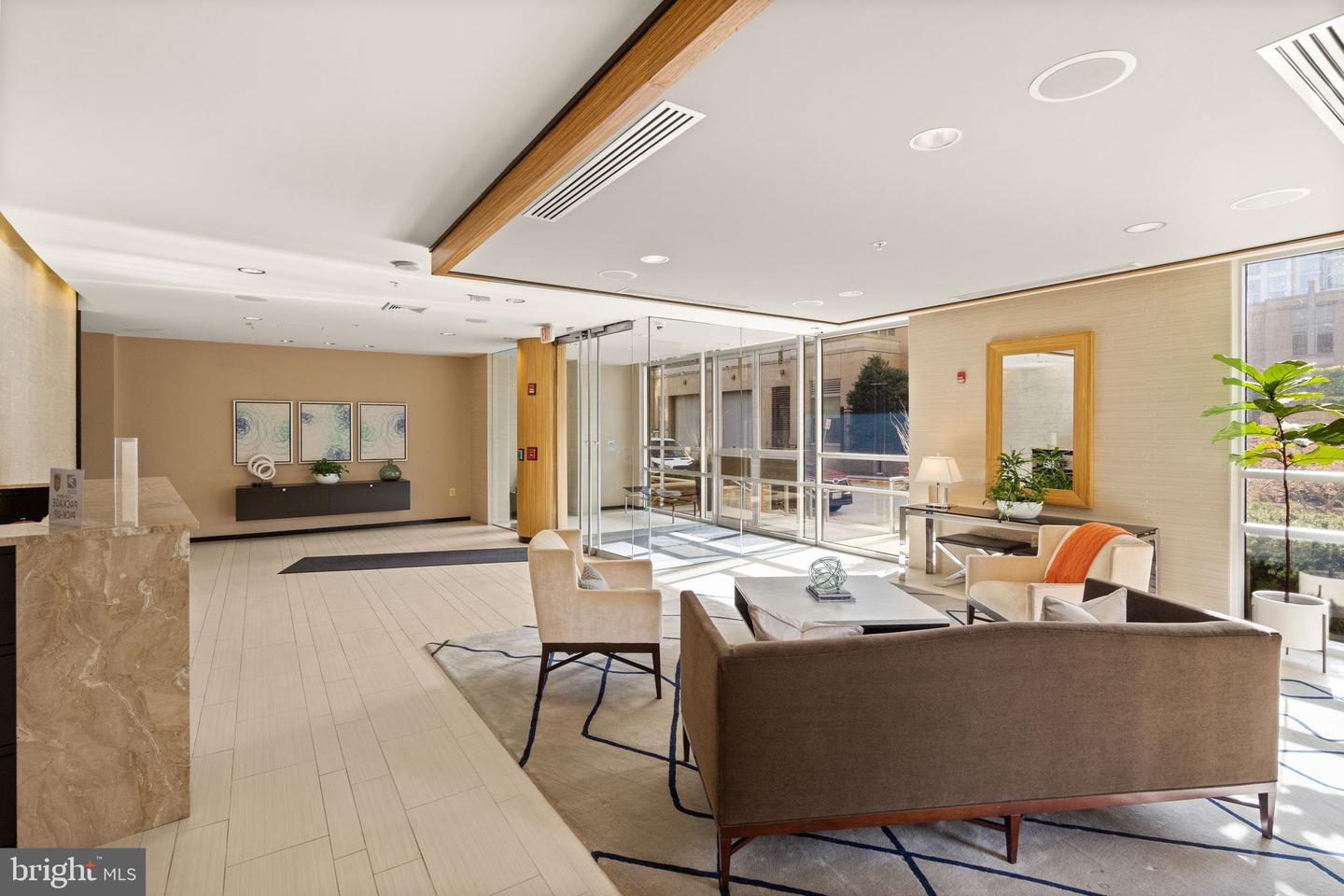 12025 NEW DOMINION PKWY #406, RESTON, Virginia 20190, 1 Bedroom Bedrooms, 3 Rooms Rooms,1 BathroomBathrooms,Residential,For sale,12025 NEW DOMINION PKWY #406,VAFX2272630 MLS # VAFX2272630 12025 NEW DOMINION PKWY #406, RESTON, Virginia 20190, 1 Bedroom Bedrooms, 3 Rooms Rooms,1 BathroomBathrooms,Residential,For sale,12025 NEW DOMINION PKWY #406,VAFX2272630 MLS # VAFX2272630