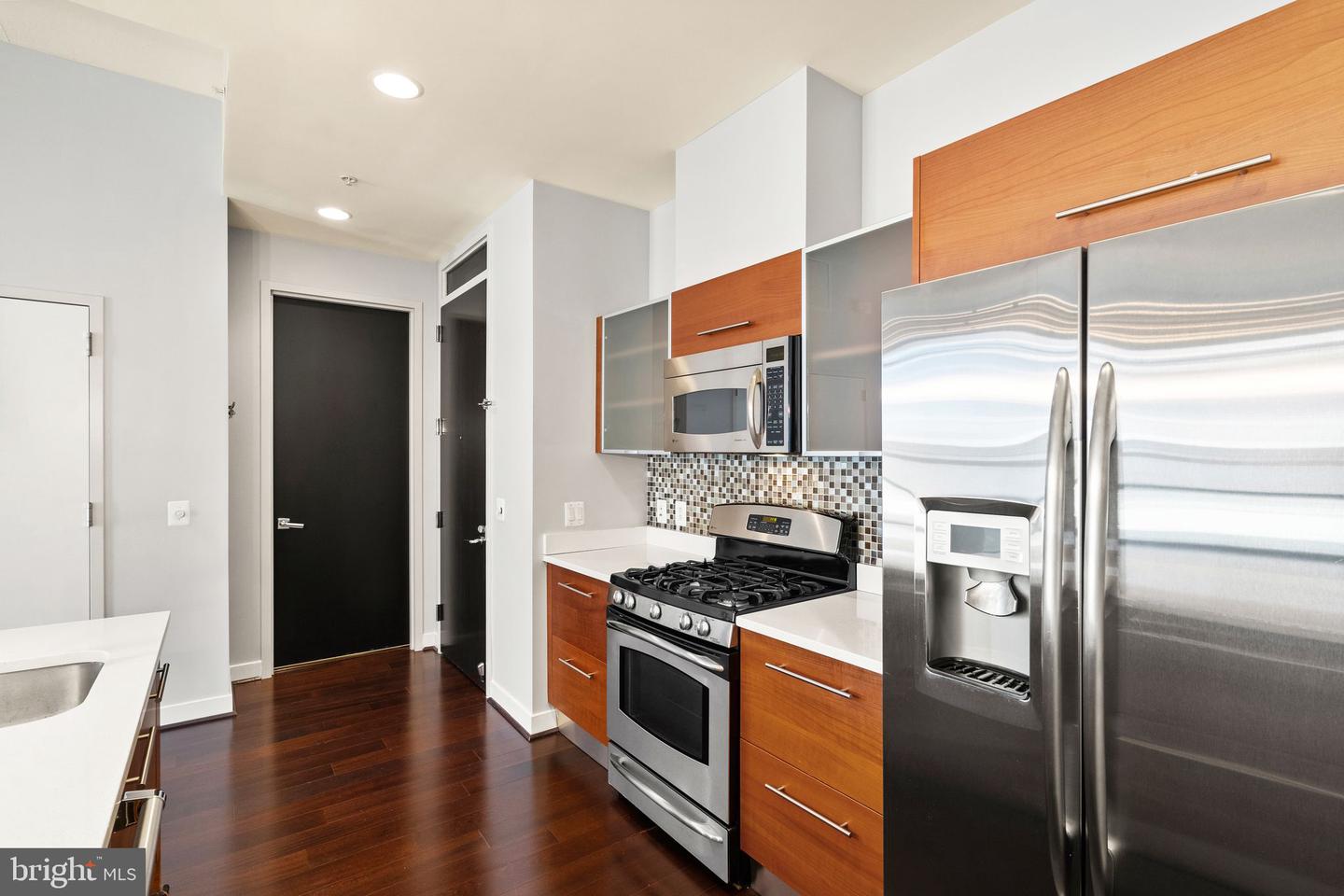 12025 NEW DOMINION PKWY #406, RESTON, Virginia 20190, 1 Bedroom Bedrooms, 3 Rooms Rooms,1 BathroomBathrooms,Residential,For sale,12025 NEW DOMINION PKWY #406,VAFX2272630 MLS # VAFX2272630 12025 NEW DOMINION PKWY #406, RESTON, Virginia 20190, 1 Bedroom Bedrooms, 3 Rooms Rooms,1 BathroomBathrooms,Residential,For sale,12025 NEW DOMINION PKWY #406,VAFX2272630 MLS # VAFX2272630