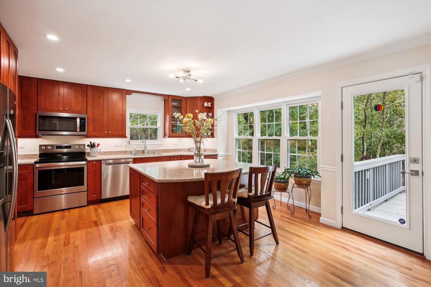 15243 CEDAR KNOLL CT, DUMFRIES, Virginia 22025, 5 Bedrooms Bedrooms, ,3 BathroomsBathrooms,Residential,For sale,15243 CEDAR KNOLL CT,VAPW2105358 MLS # VAPW2105358