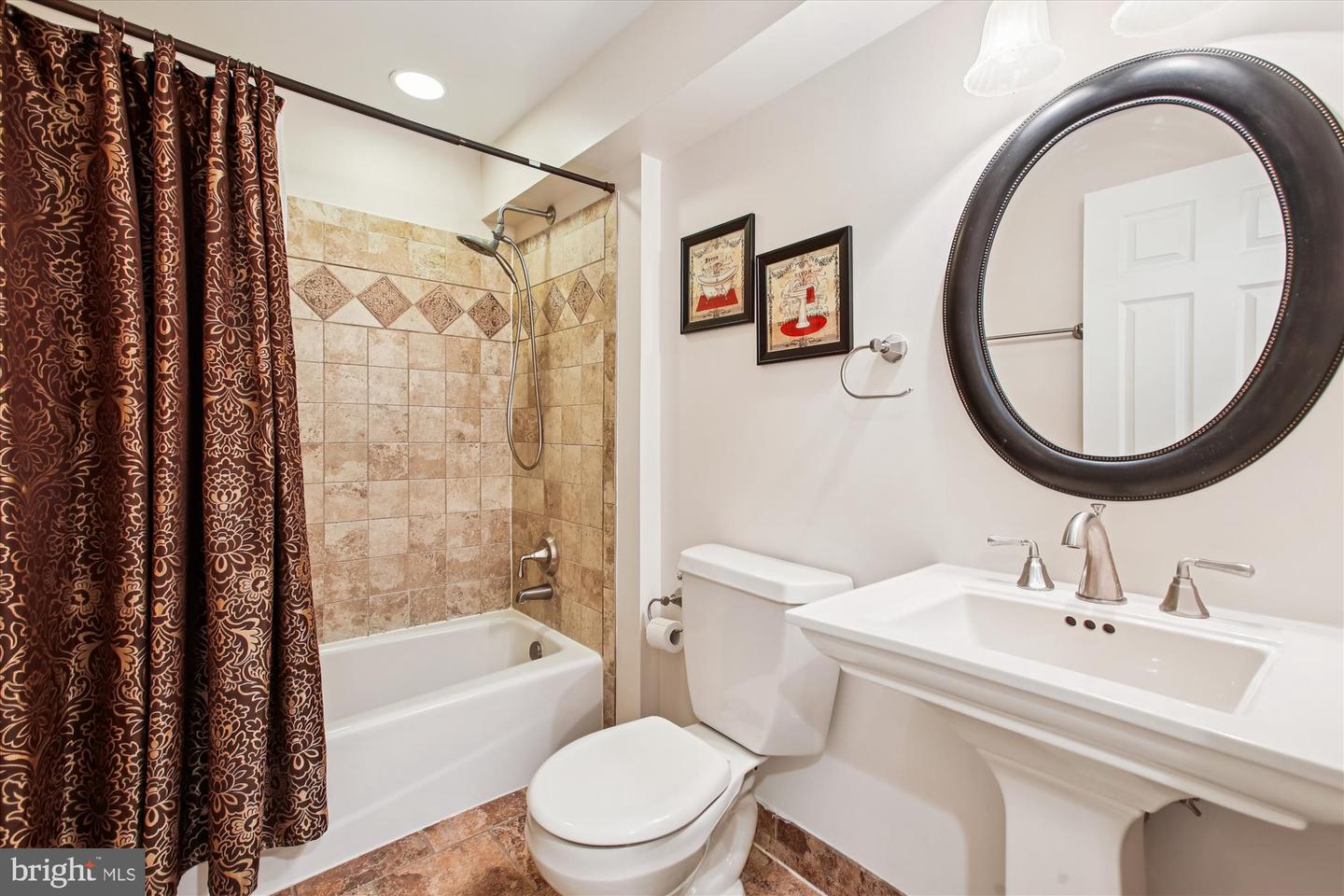 15243 CEDAR KNOLL CT, DUMFRIES, Virginia 22025, 5 Bedrooms Bedrooms, ,3 BathroomsBathrooms,Residential,For sale,15243 CEDAR KNOLL CT,VAPW2105358 MLS # VAPW2105358
