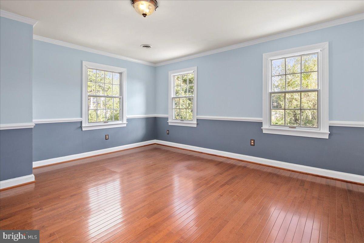 7308 BLUE DAN LN, CLIFTON, Virginia 20124, 7 Bedrooms Bedrooms, ,6 BathroomsBathrooms,Residential,For sale,7308 BLUE DAN LN,VAFX2272694 MLS # VAFX2272694