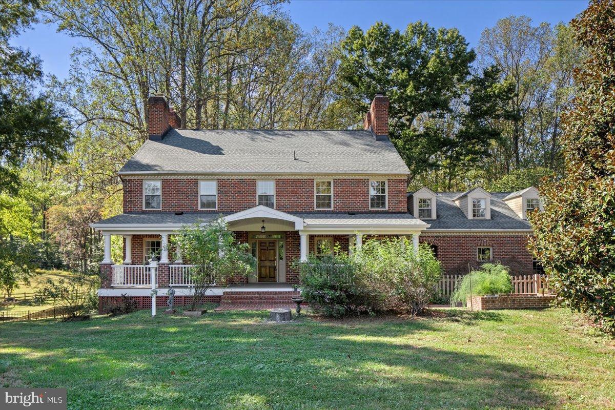 7308 BLUE DAN LN, CLIFTON, Virginia 20124, 7 Bedrooms Bedrooms, ,6 BathroomsBathrooms,Residential,For sale,7308 BLUE DAN LN,VAFX2272694 MLS # VAFX2272694