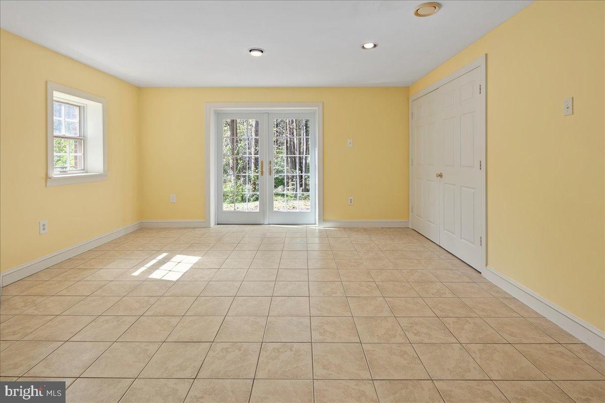 7308 BLUE DAN LN, CLIFTON, Virginia 20124, 7 Bedrooms Bedrooms, ,6 BathroomsBathrooms,Residential,For sale,7308 BLUE DAN LN,VAFX2272694 MLS # VAFX2272694