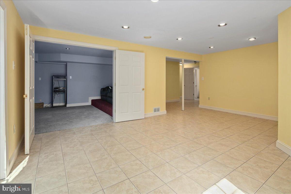 7308 BLUE DAN LN, CLIFTON, Virginia 20124, 7 Bedrooms Bedrooms, ,6 BathroomsBathrooms,Residential,For sale,7308 BLUE DAN LN,VAFX2272694 MLS # VAFX2272694