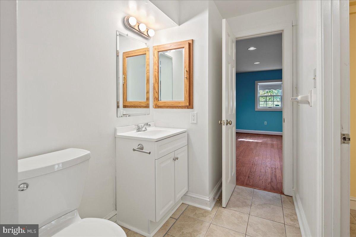 7308 BLUE DAN LN, CLIFTON, Virginia 20124, 7 Bedrooms Bedrooms, ,6 BathroomsBathrooms,Residential,For sale,7308 BLUE DAN LN,VAFX2272694 MLS # VAFX2272694