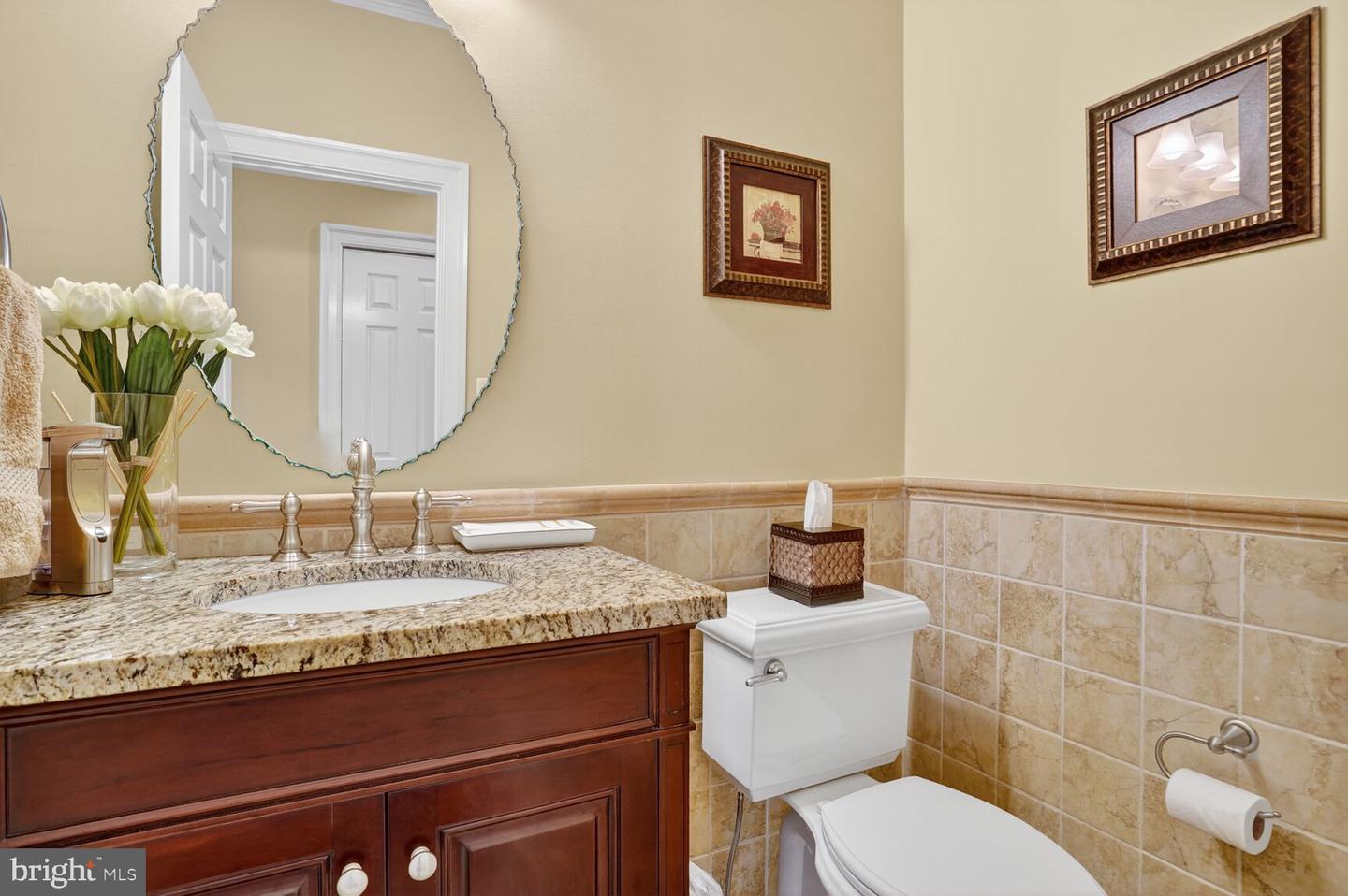 6705 CEDAR VIEW CT, CLIFTON, Virginia 20124, 6 Bedrooms Bedrooms, ,3 BathroomsBathrooms,Residential,For sale,6705 CEDAR VIEW CT,VAFX2272702 MLS # VAFX2272702
