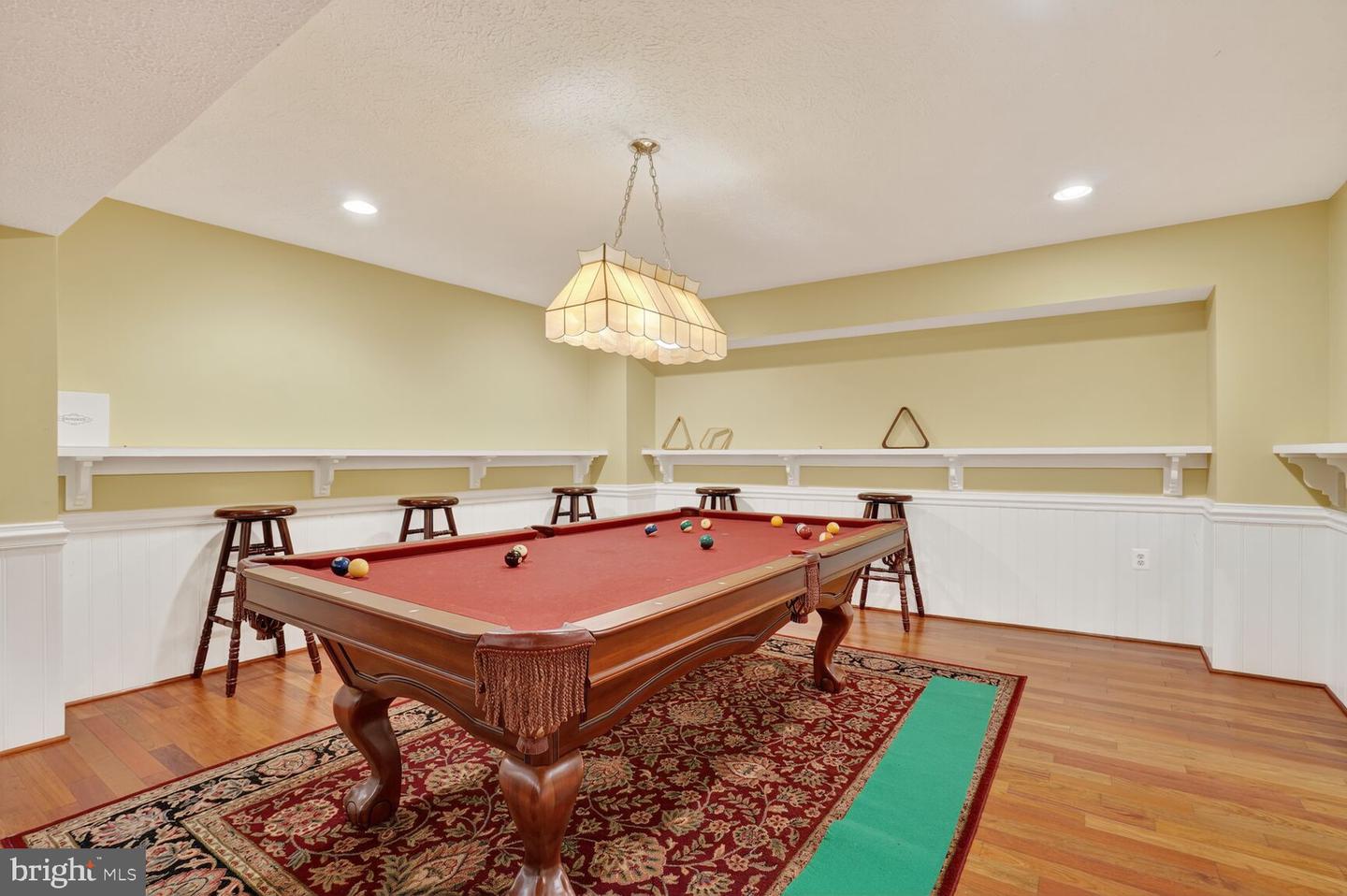 6705 CEDAR VIEW CT, CLIFTON, Virginia 20124, 6 Bedrooms Bedrooms, ,3 BathroomsBathrooms,Residential,For sale,6705 CEDAR VIEW CT,VAFX2272702 MLS # VAFX2272702