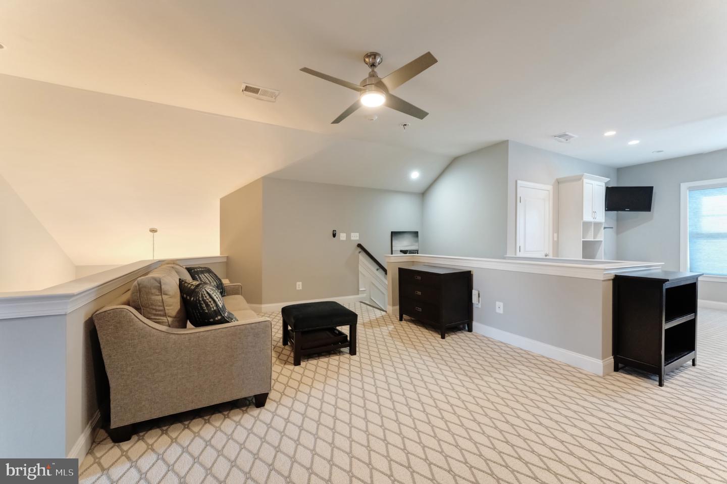 5966 BOWES CREEK PL, GAINESVILLE, Virginia 20155, 4 Bedrooms Bedrooms, 11 Rooms Rooms,4 BathroomsBathrooms,Residential,For sale,5966 BOWES CREEK PL,VAPW2105386 MLS # VAPW2105386
