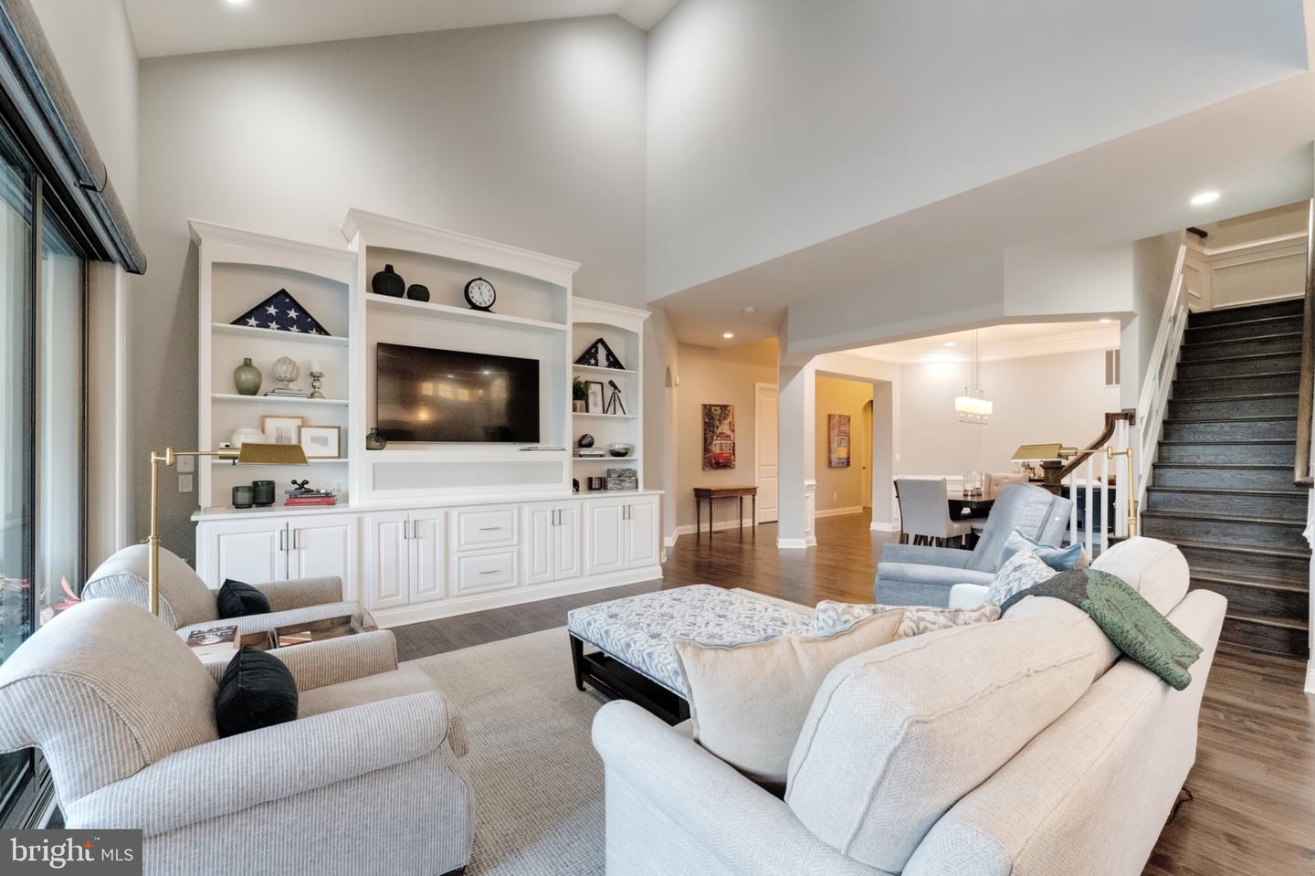 5966 BOWES CREEK PL, GAINESVILLE, Virginia 20155, 4 Bedrooms Bedrooms, 11 Rooms Rooms,4 BathroomsBathrooms,Residential,For sale,5966 BOWES CREEK PL,VAPW2105386 MLS # VAPW2105386