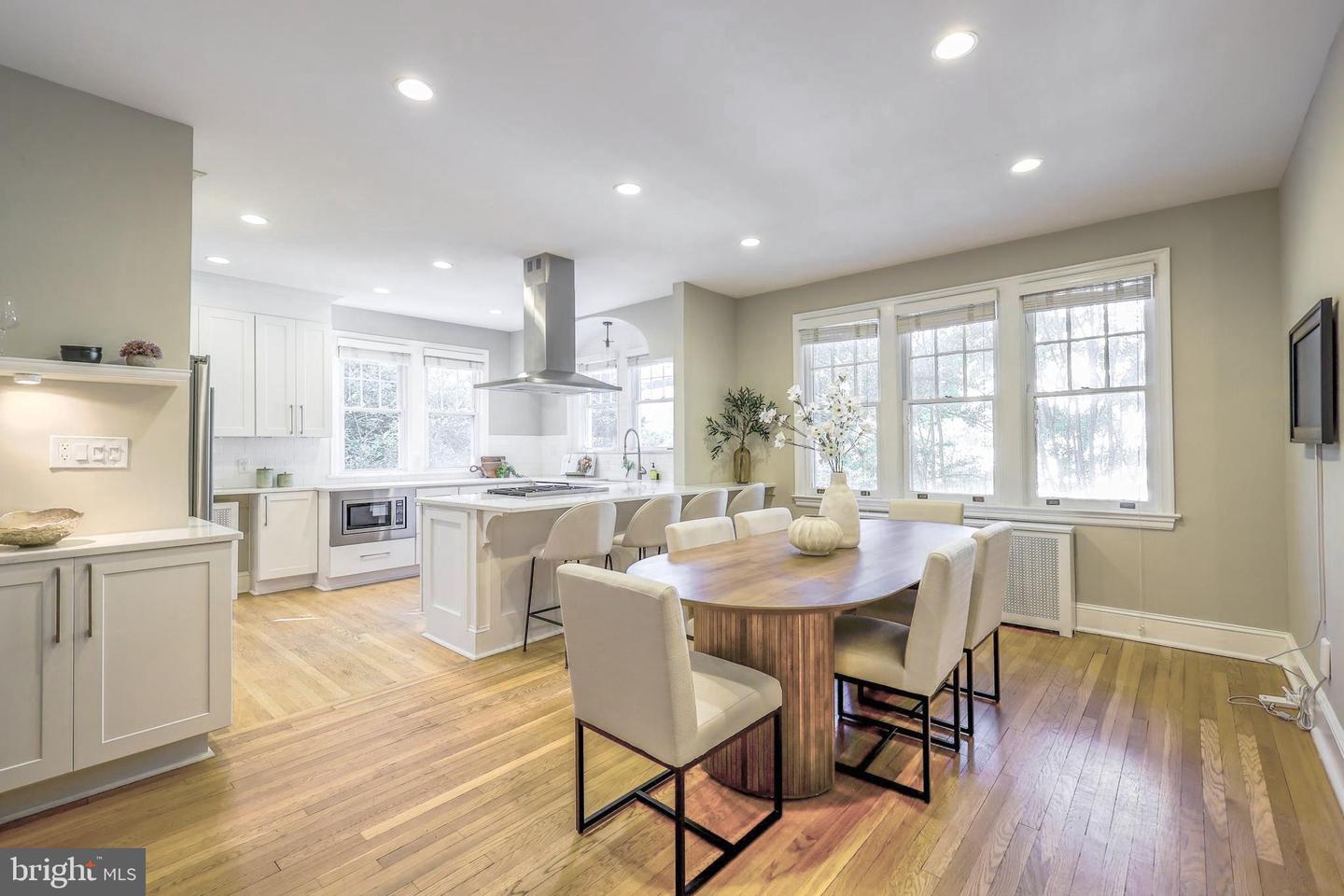 3230 MILITARY RD NW, WASHINGTON, District Of Columbia 20015, 4 Bedrooms Bedrooms, ,4 BathroomsBathrooms,Residential,For sale,3230 MILITARY RD NW,DCDC2225592 MLS # DCDC2225592