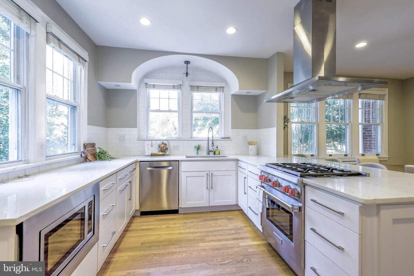 3230 MILITARY RD NW, WASHINGTON, District Of Columbia 20015, 4 Bedrooms Bedrooms, ,4 BathroomsBathrooms,Residential,For sale,3230 MILITARY RD NW,DCDC2225592 MLS # DCDC2225592